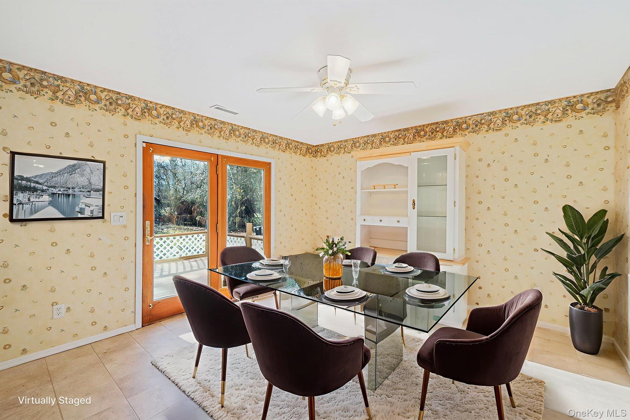 #15 photo, 30 Half Mile Road, מחוז סאפוק Middle Island , NY 11953