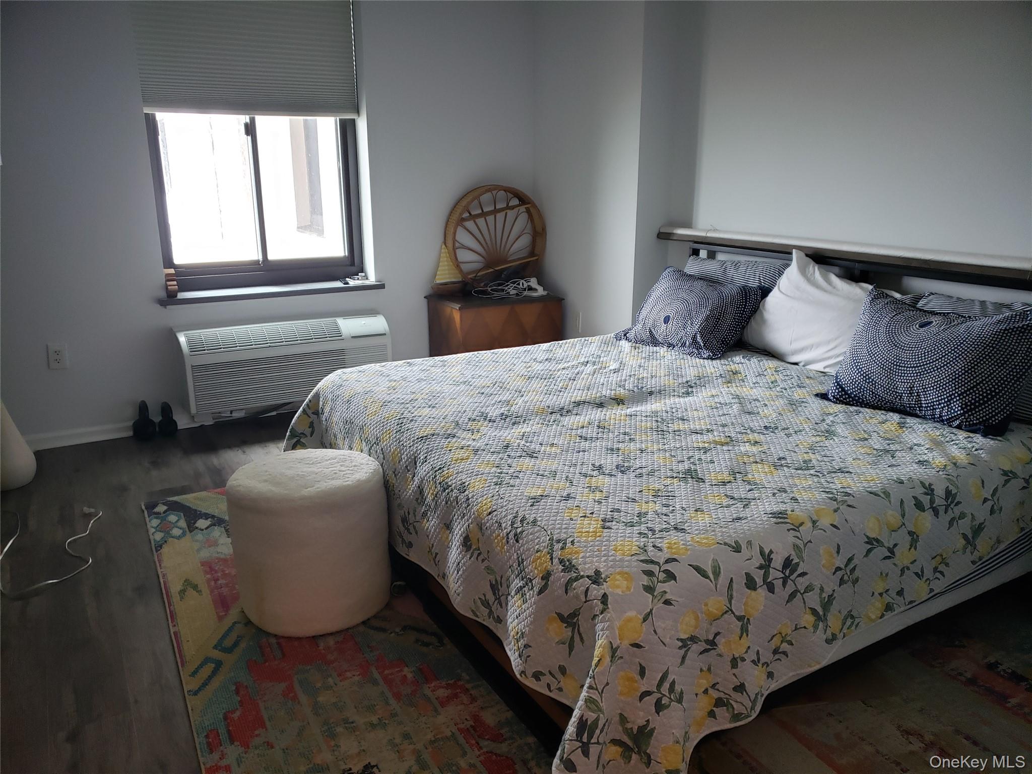 #19 photo, 100 W Broadway, Long Beach , NY 11561