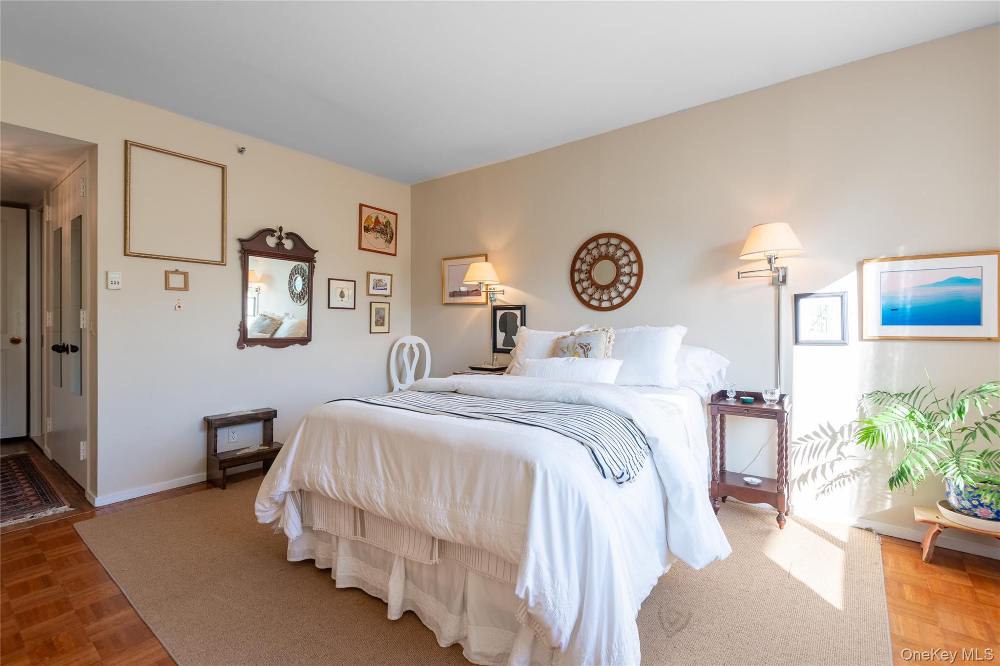 #14 photo, 100 Hilton Avenue, 长岛 花园城 Garden City , NY 11530