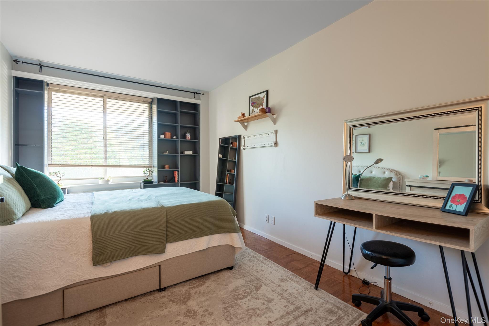 #17 photo, 100 Hilton Avenue, 长岛 花园城 Garden City , NY 11530