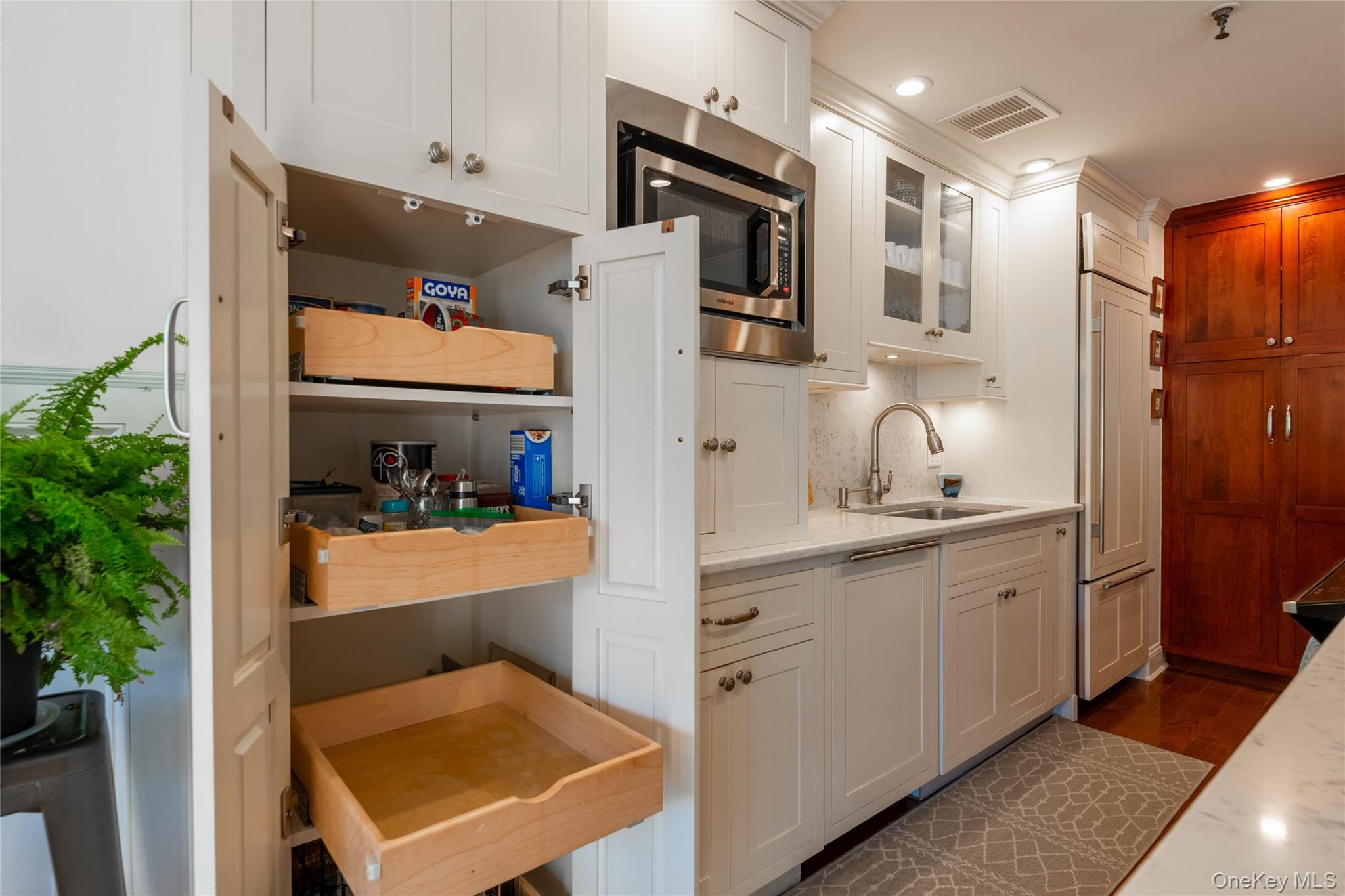 #9 photo, 100 Hilton Avenue, 长岛 花园城 Garden City , NY 11530