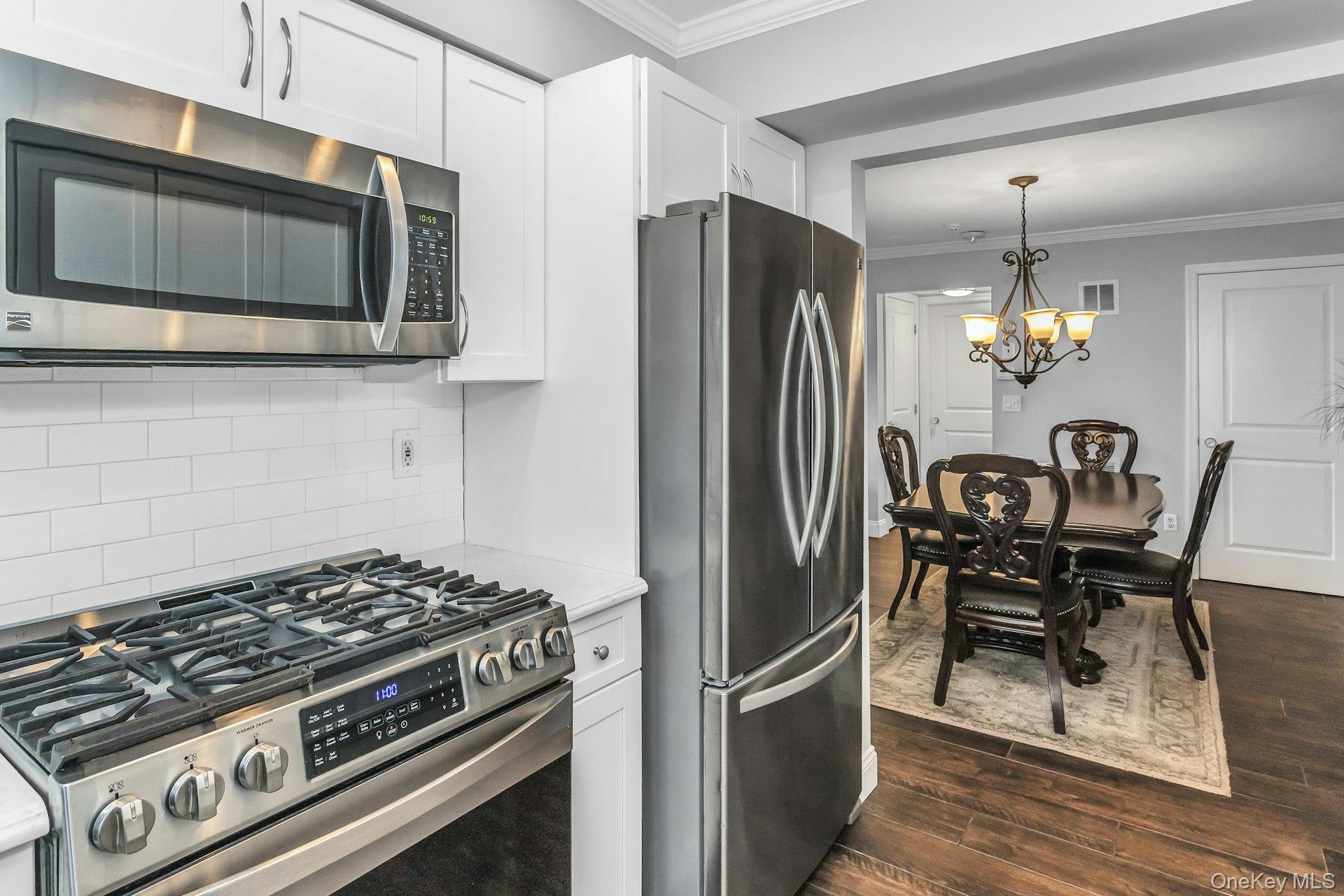 #2 photo, 31 Cambridge Drive, Copiague , NY 11726