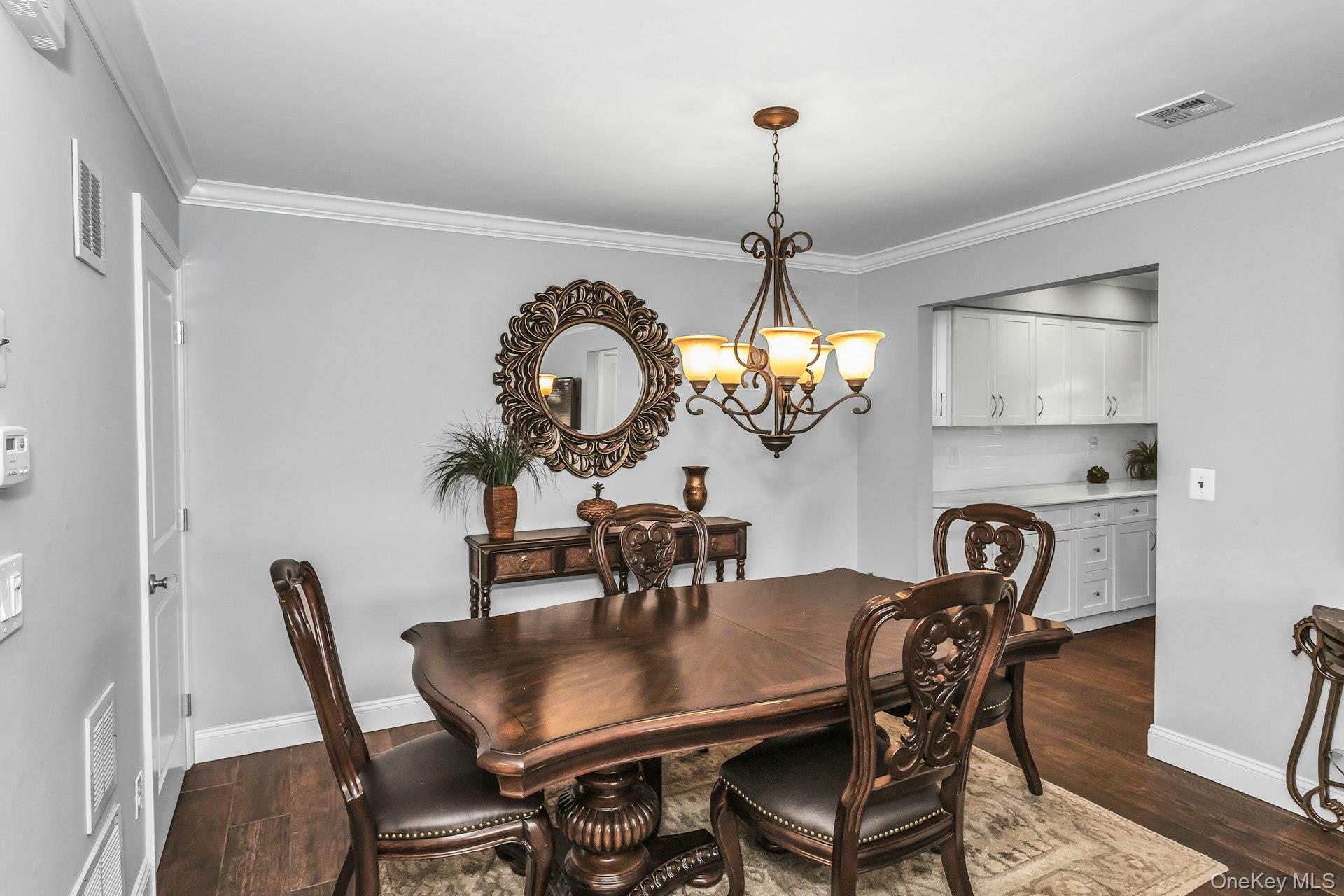 #9 photo, 31 Cambridge Drive, Copiague , NY 11726