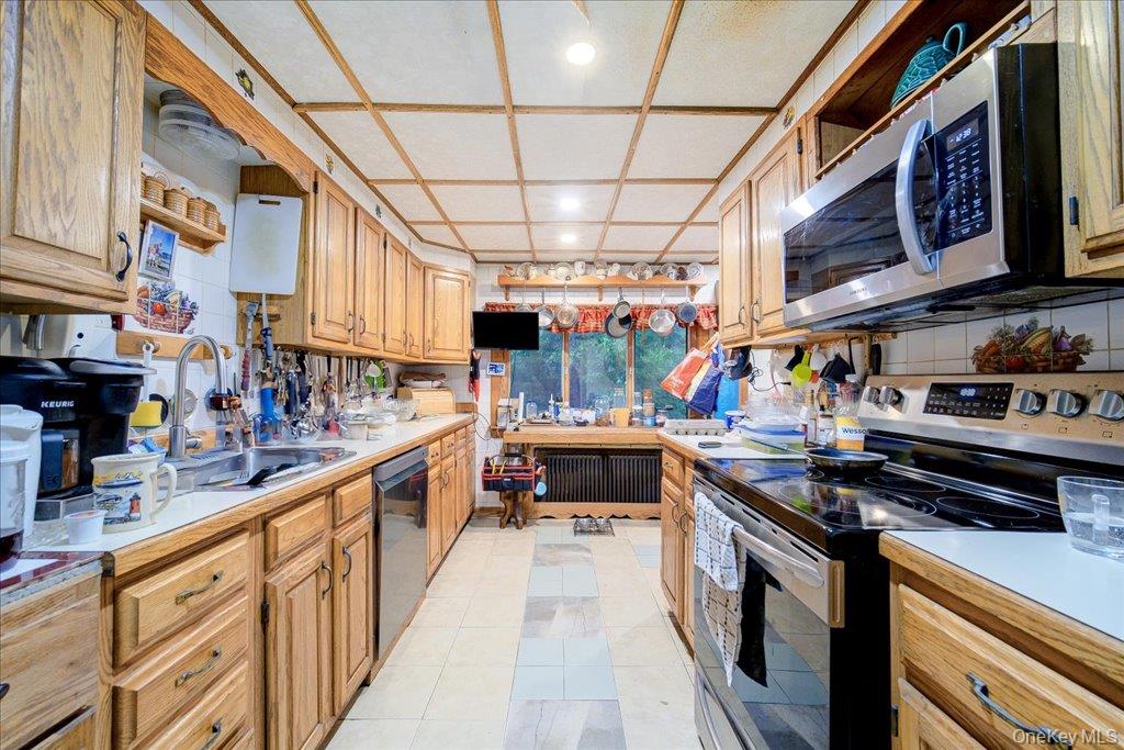 #12 photo, 2 Couzines Road, Woodbourne , NY 12788