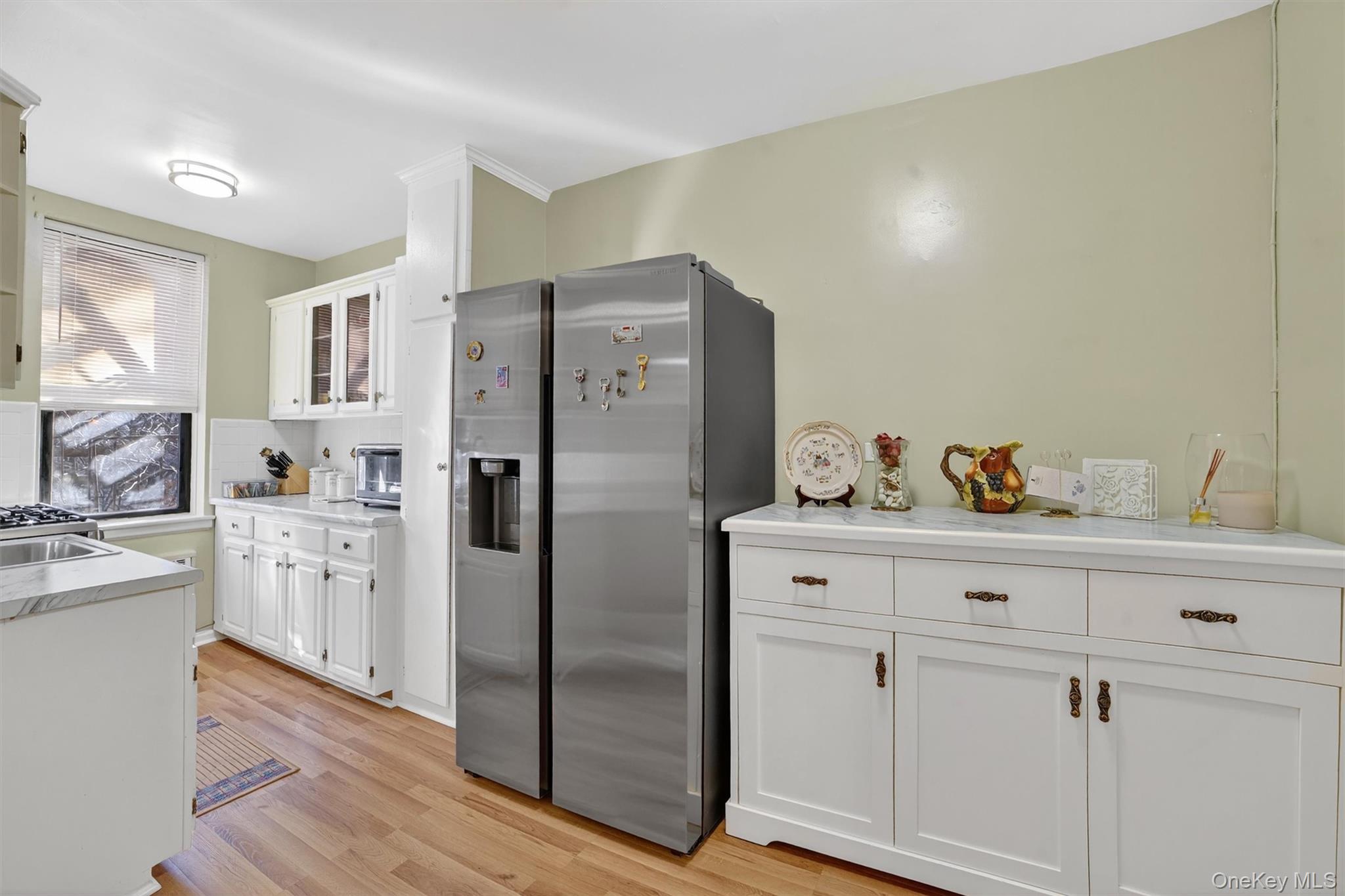 #9 photo, 3535 Kings College Place, Bronx , NY 10467