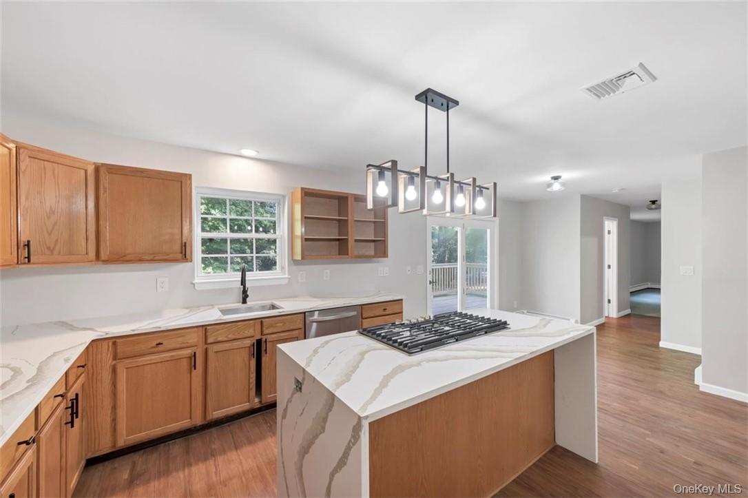 #4 photo, 5 Fairview Lane, Salisbury Mills , NY 12577