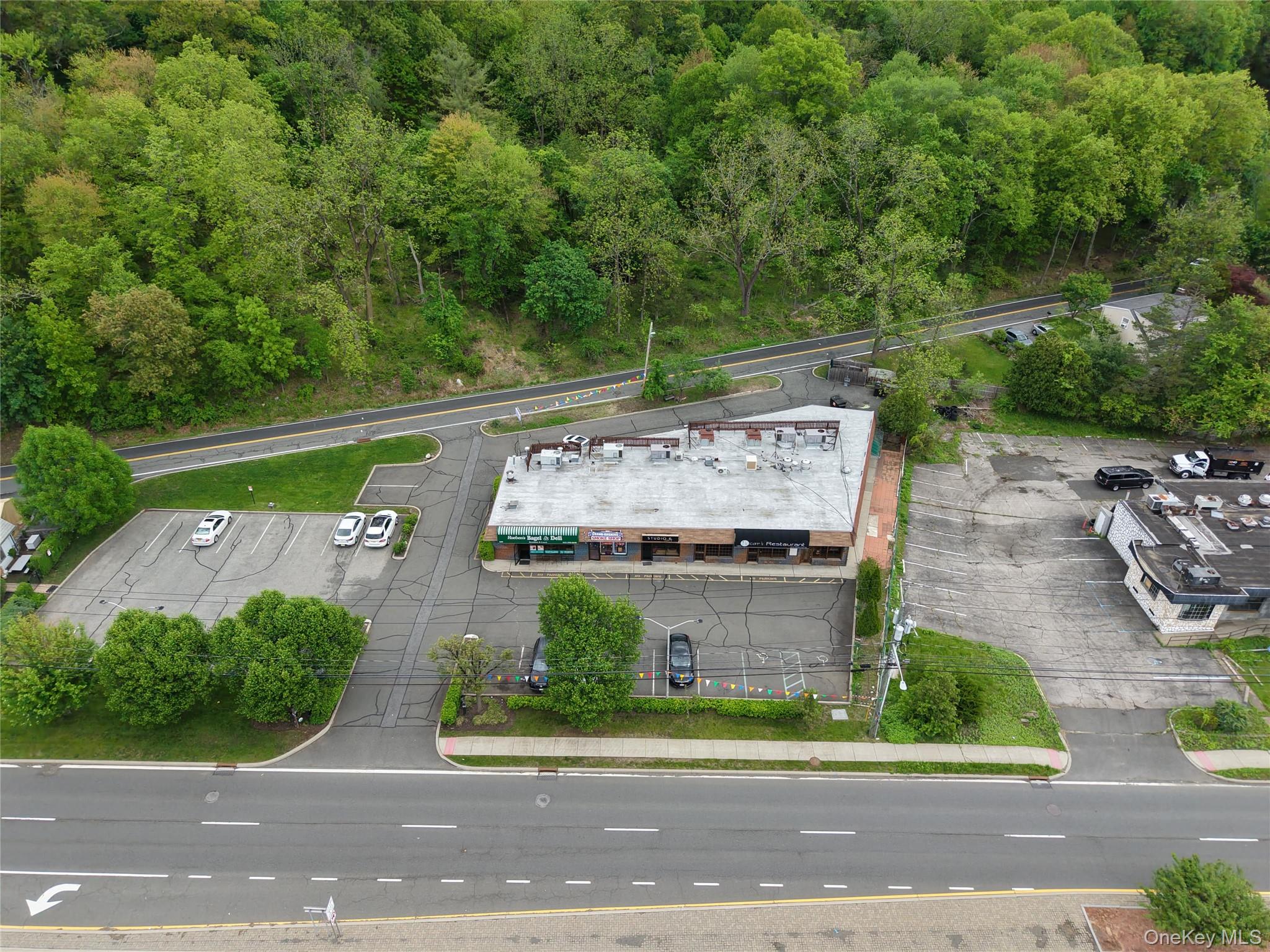 #1 photo, 589 Route 303, Blauvelt , NY 10913