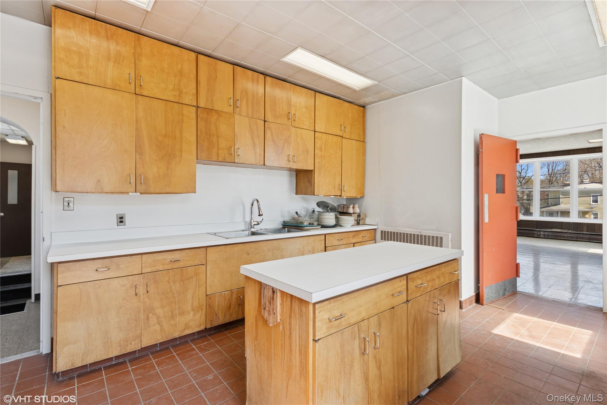 #10 photo, 57 E Main Street, 뉴욕주 Beacon , NY 12508