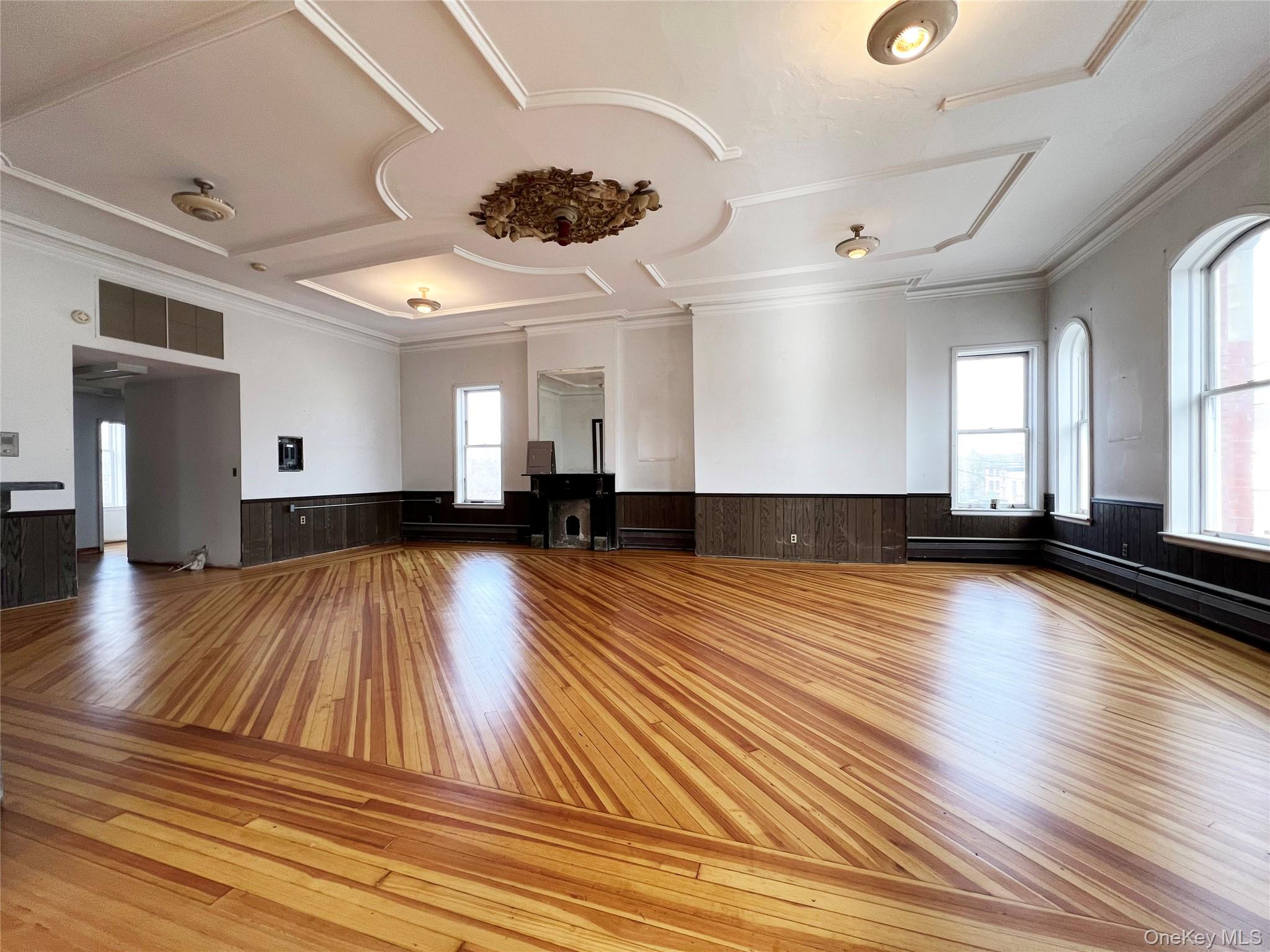 #5 photo, 57 E Main Street, 뉴욕주 Beacon , NY 12508