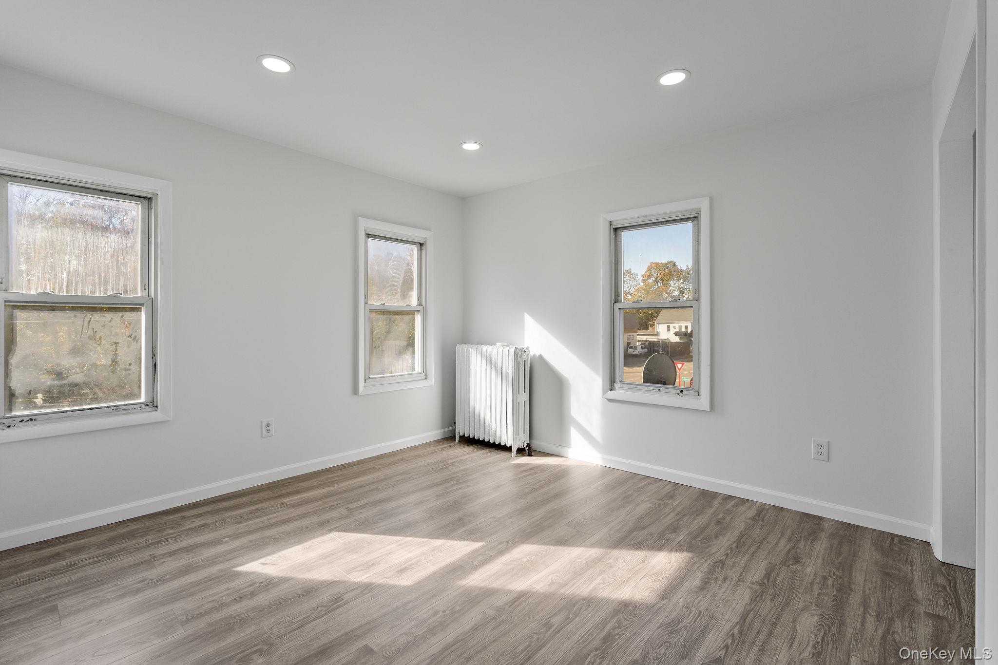 #15 photo, 87 Winnikee Avenue, Poughkeepsie , NY 12601