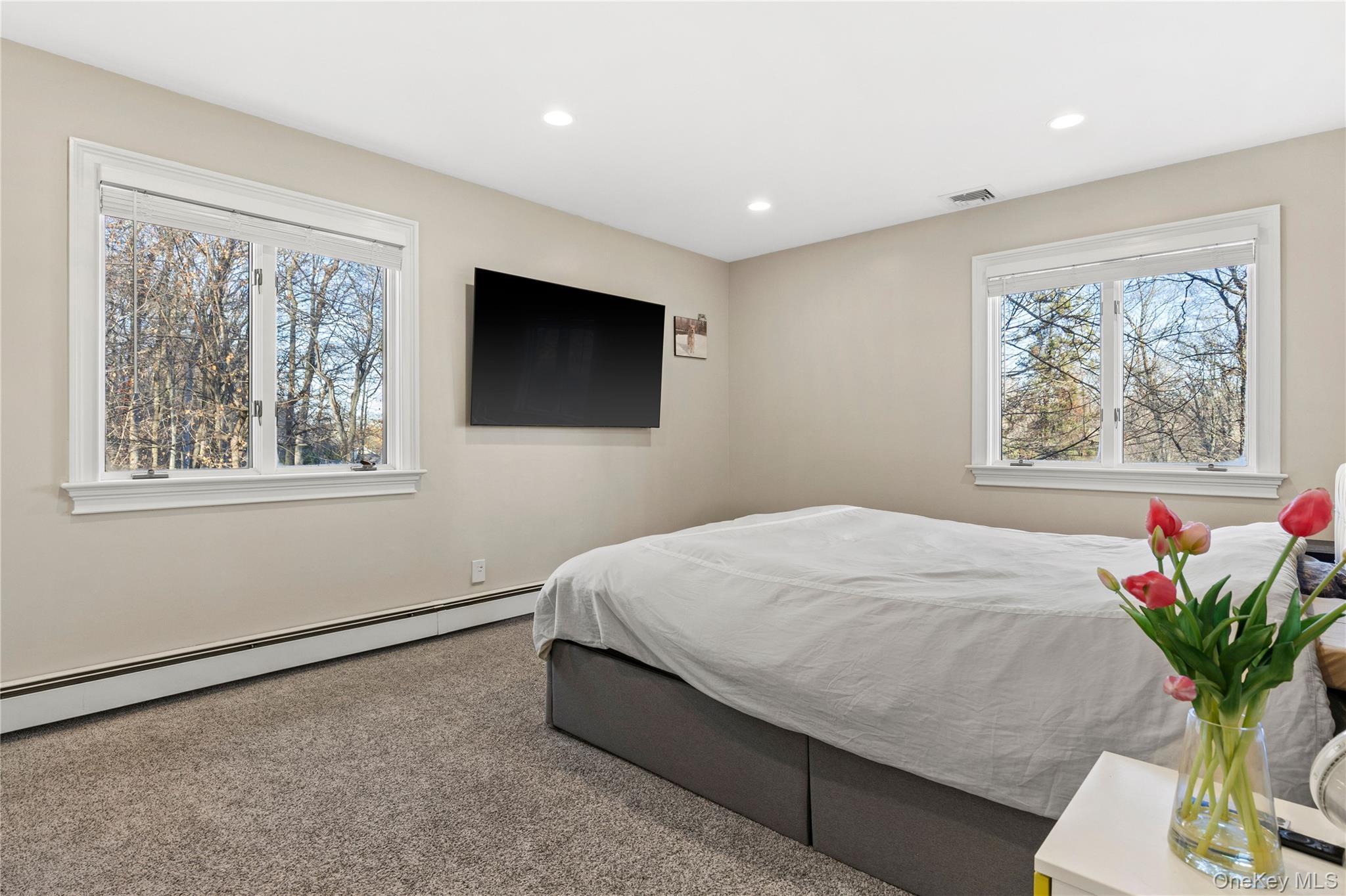 #11 photo, 16 Highclere Lane, Valhalla , NY 10595