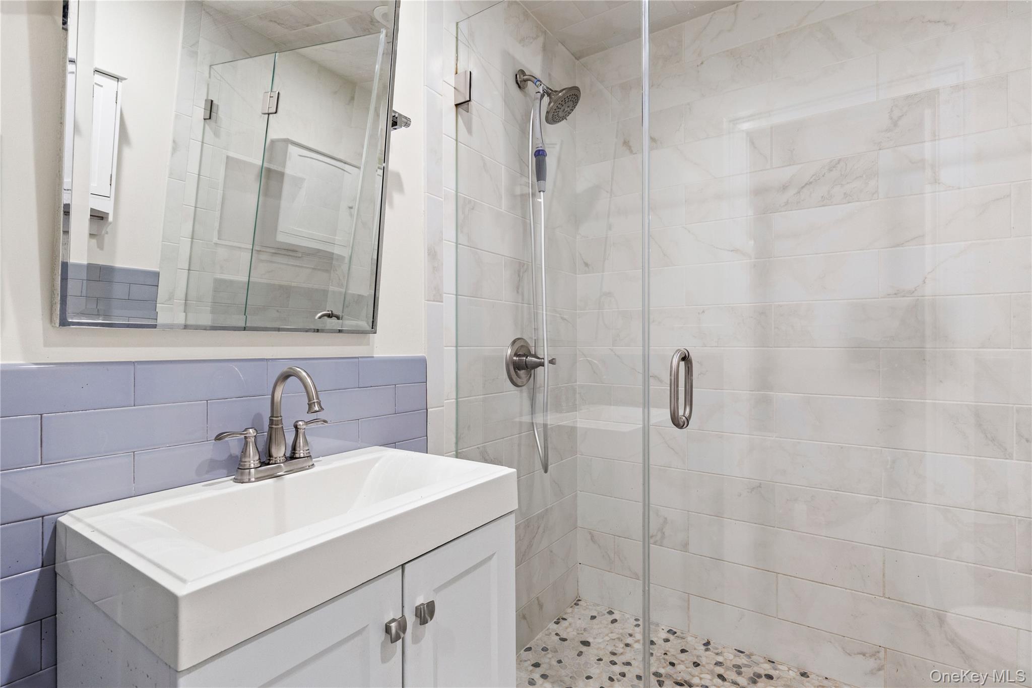 #19 photo, 16 Highclere Lane, Valhalla , NY 10595