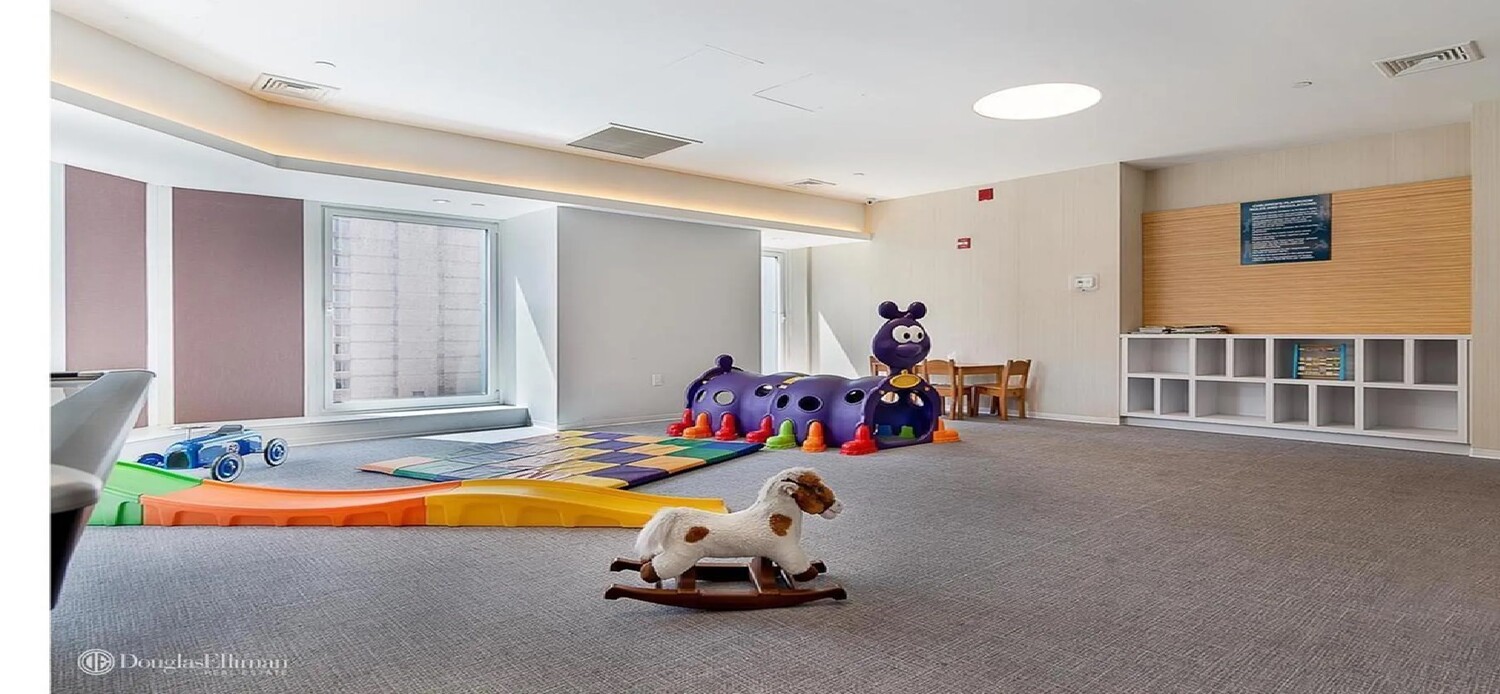 #6 photo, 150 W 56TH Street, Midtown , NY 10019