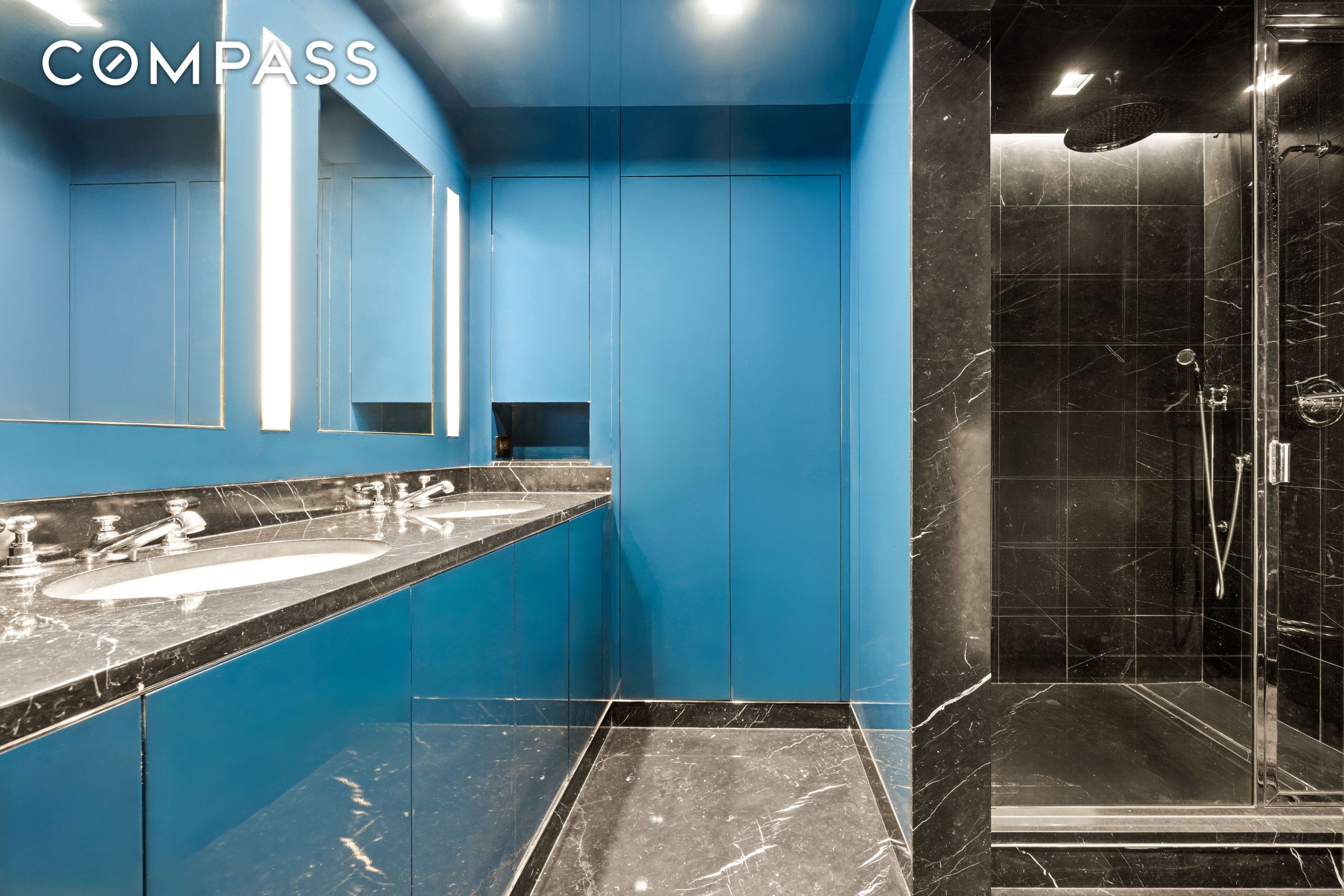 #13 photo, 34 W 17th Street, Flatiron , NY 10011