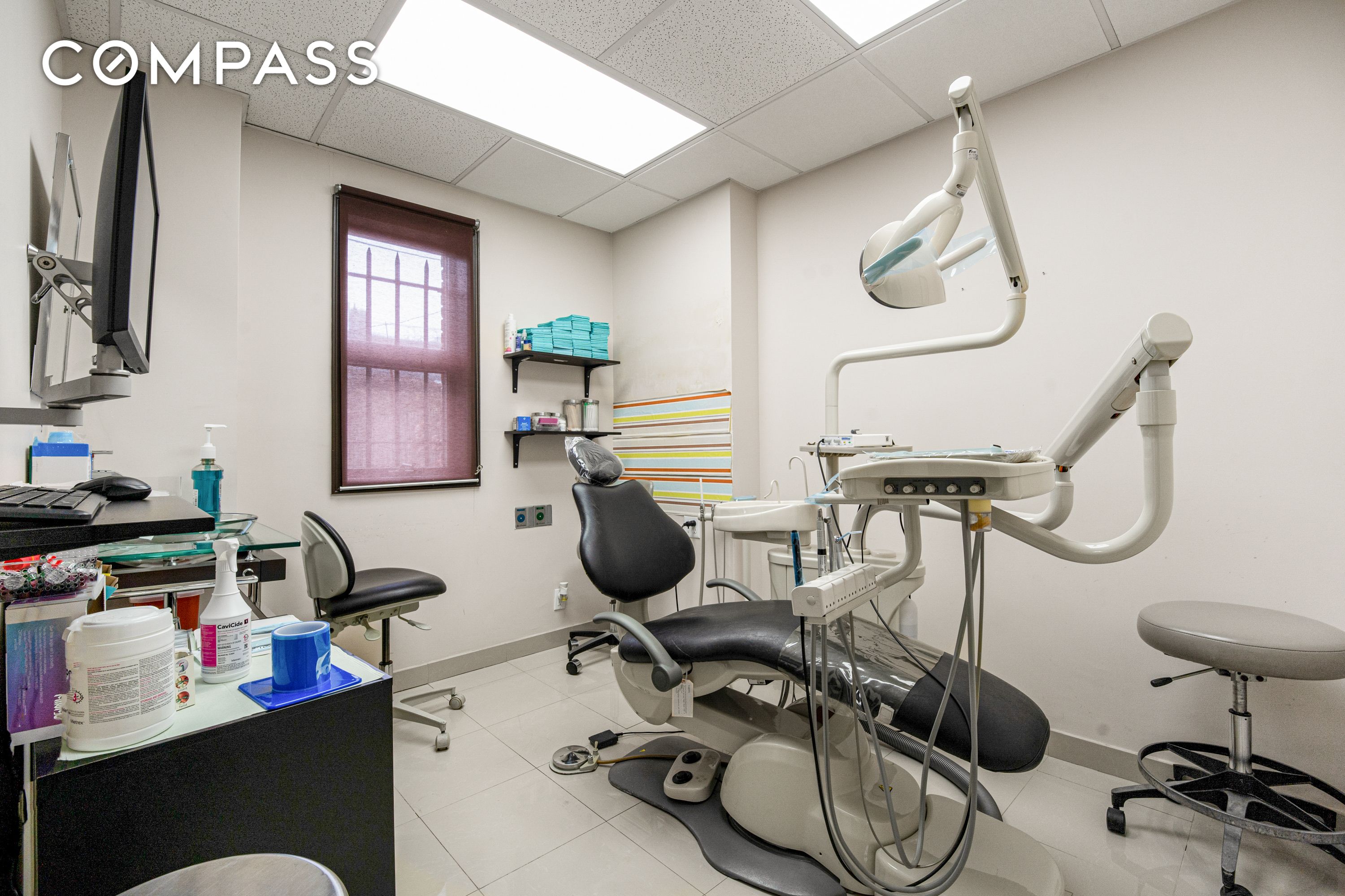 #13 photo, 62-22 Myrtle Avenue, Glendale , NY 11385