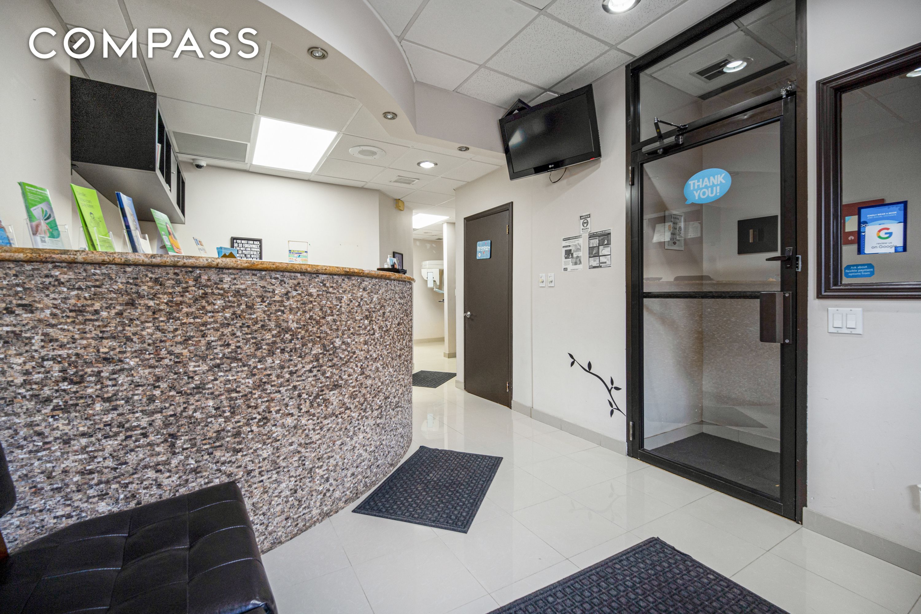 #15 photo, 62-22 Myrtle Avenue, Glendale , NY 11385