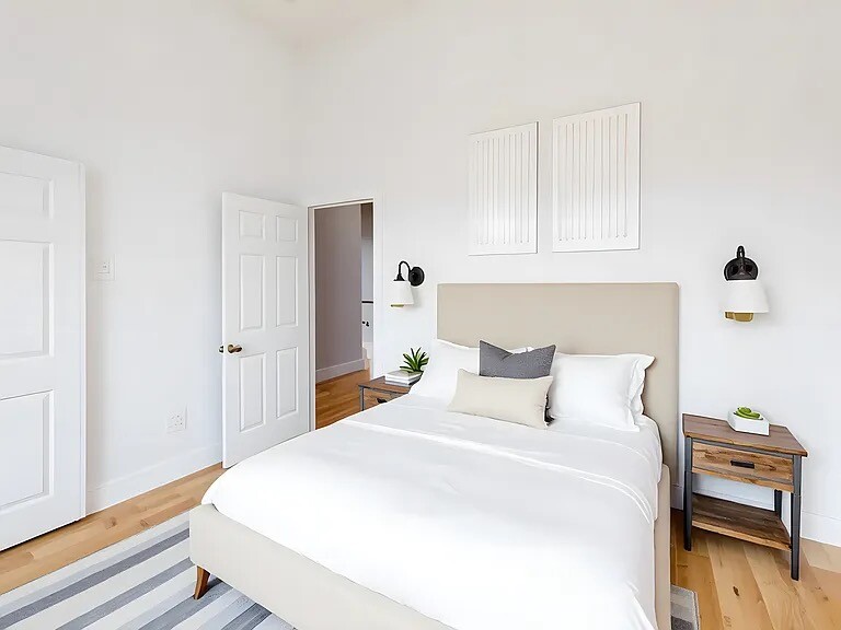 #4 photo, 5104 POST Road, North Riverdale , NY 10471