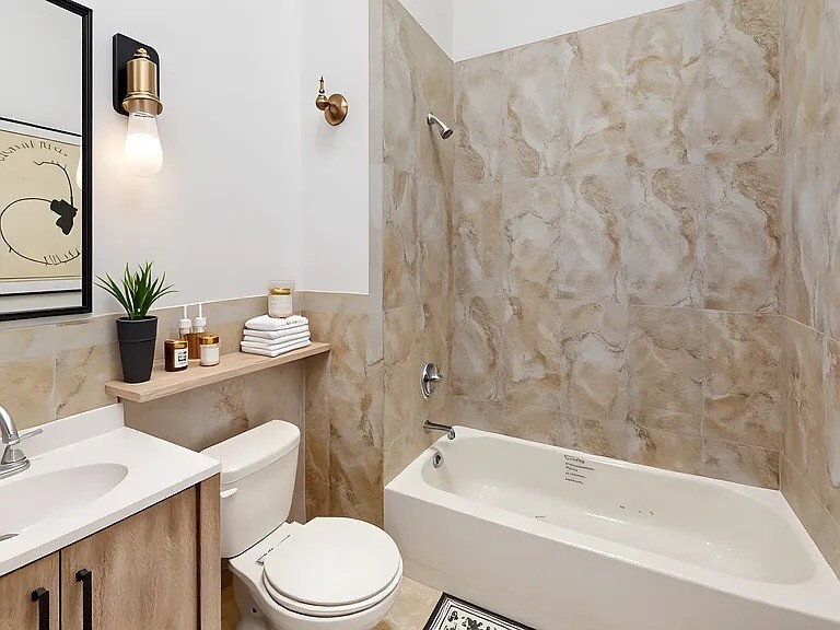 #5 photo, 5104 POST Road, North Riverdale , NY 10471