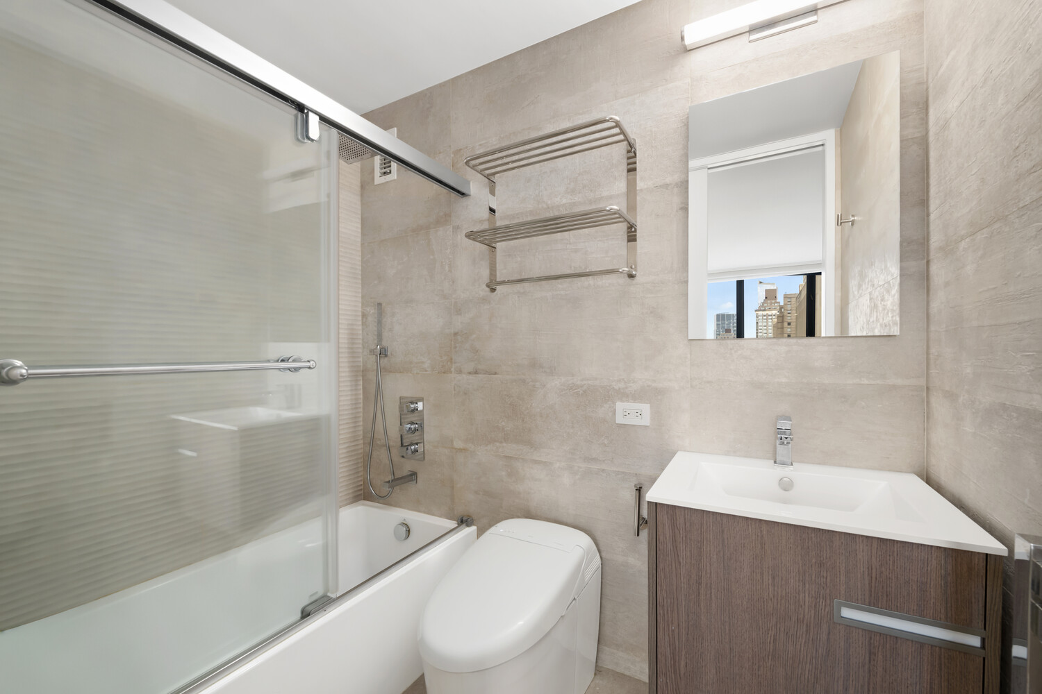 #7 photo, 30 W 61ST Street, Lincoln Square , NY 10023