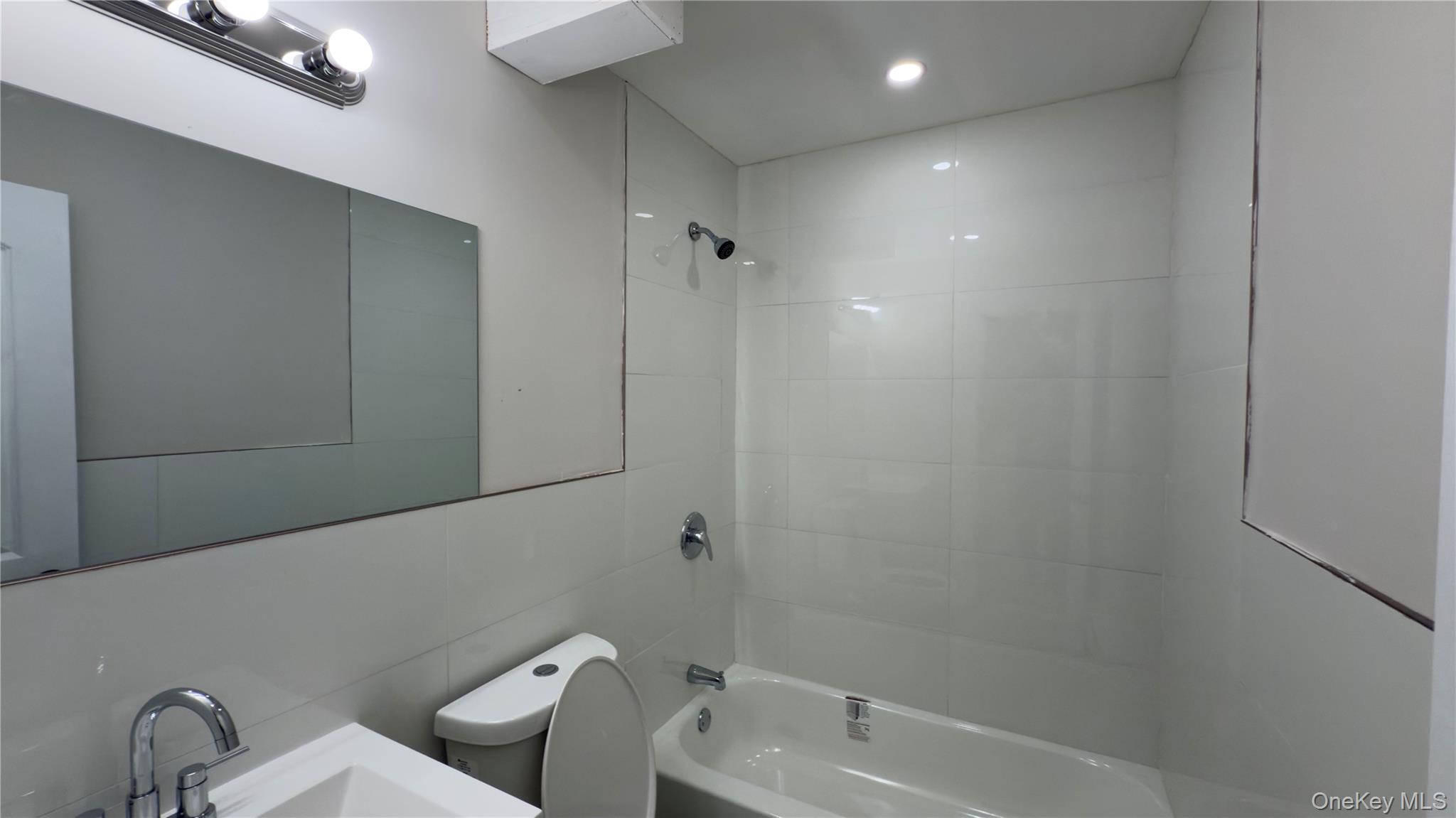 #14 photo, 120 linden, Hempstead , NY 11550