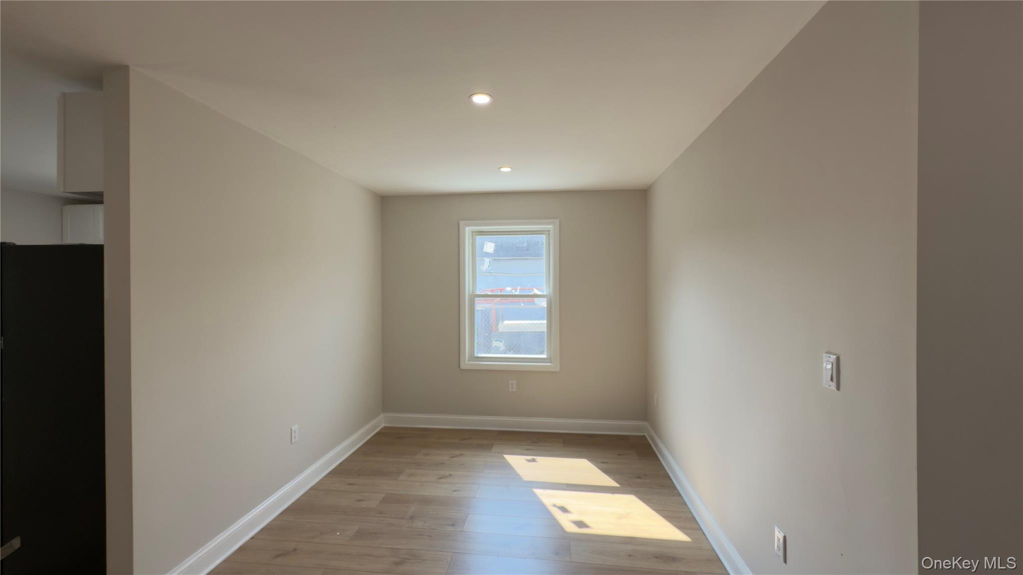 #7 photo, 120 linden, Hempstead , NY 11550