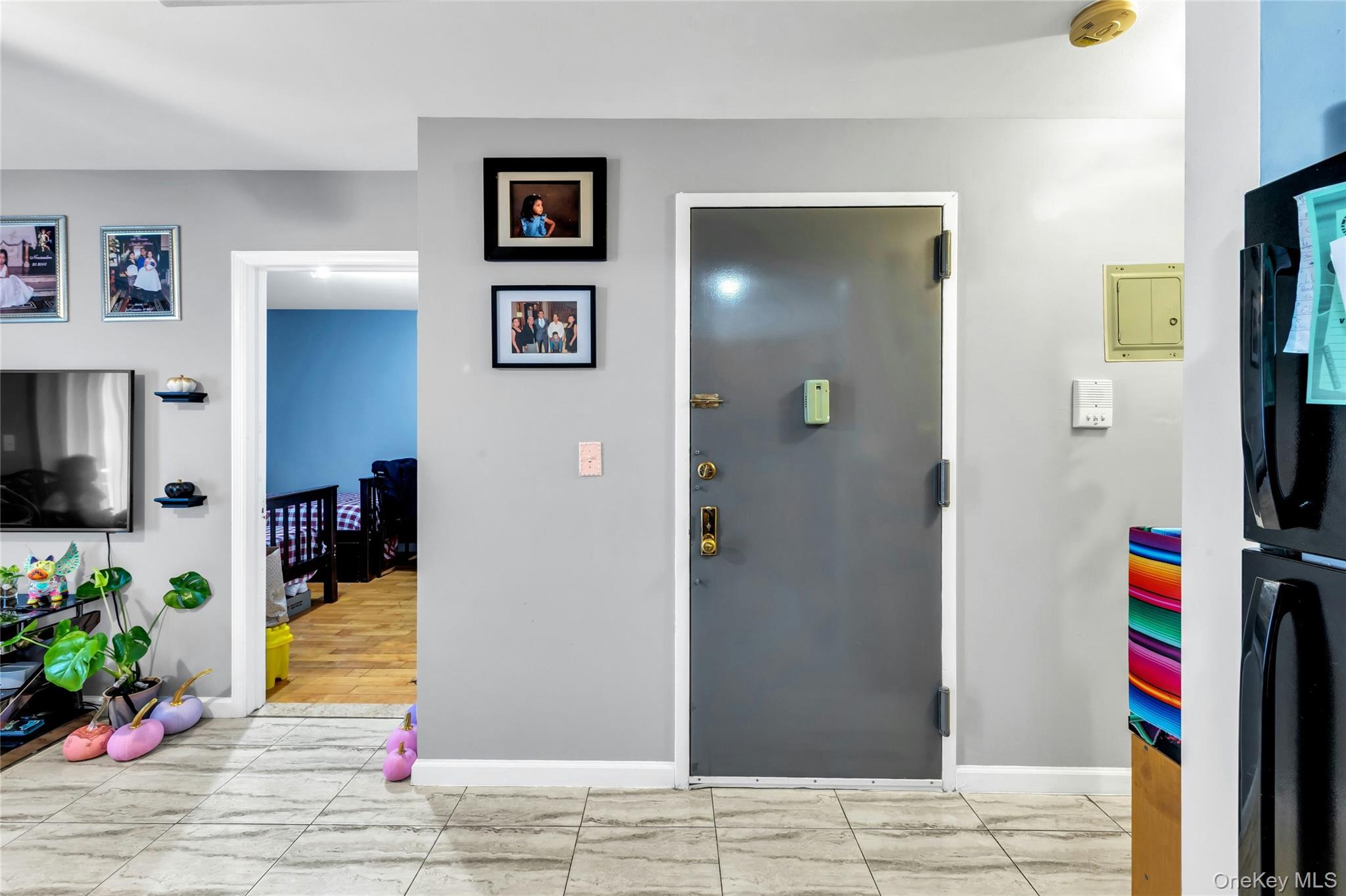 #18 photo, 102-18 Radcliff Avenue, קווינס Corona , NY 11368