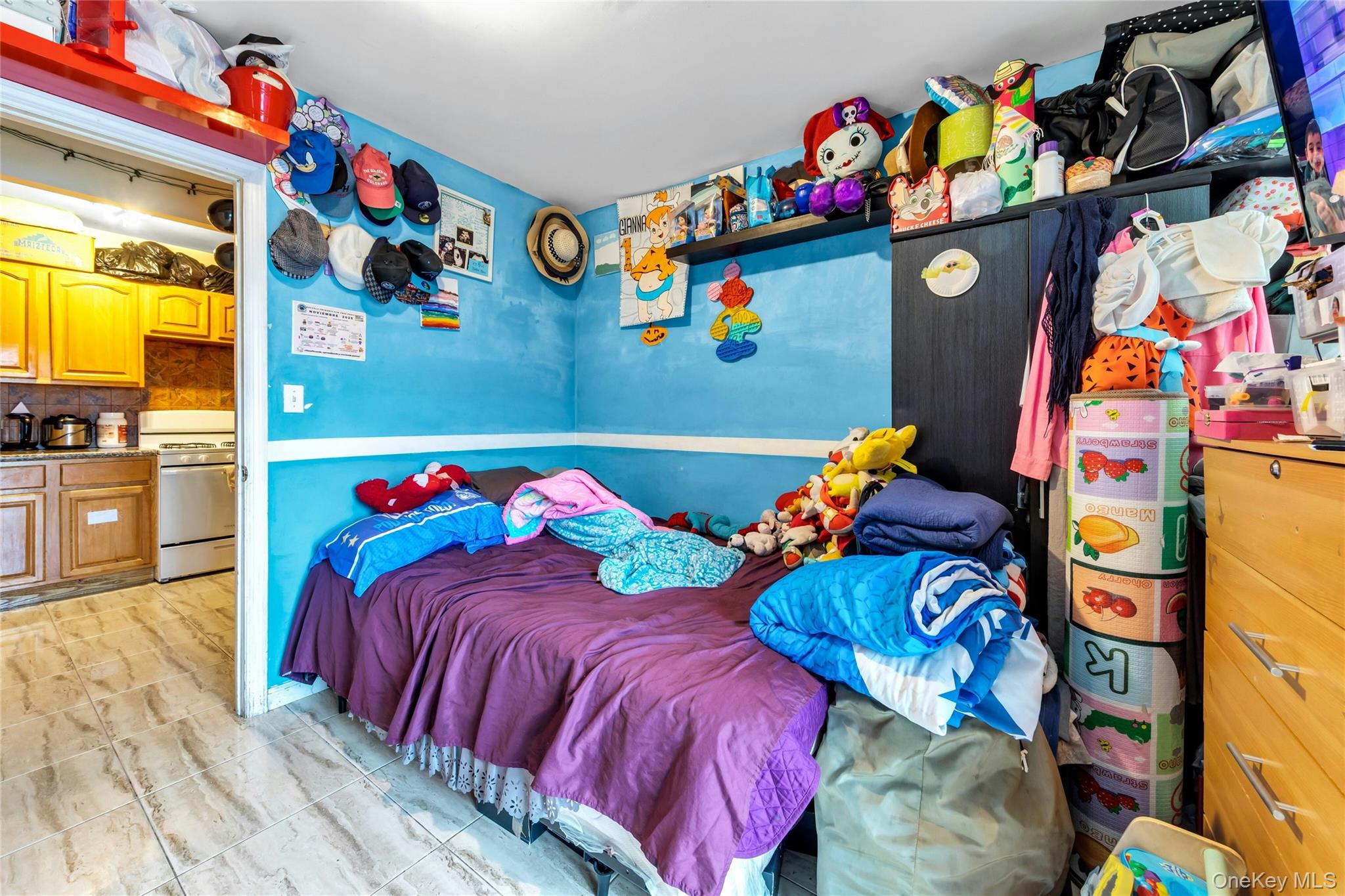 #7 photo, 102-18 Radcliff Avenue, קווינס Corona , NY 11368