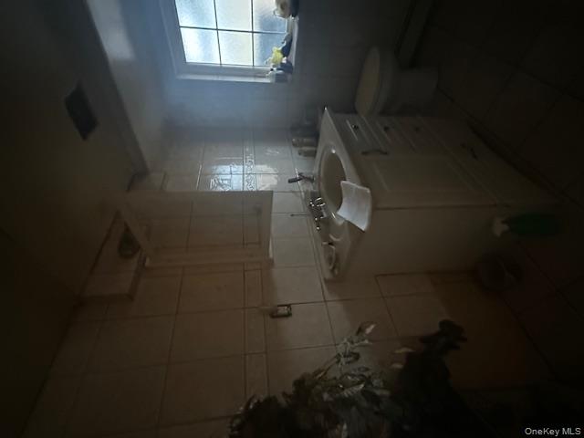 #12 photo, 147 Pauls Path, מחוז סאפוק Coram , NY 11727