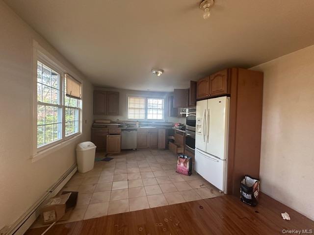 #4 photo, 147 Pauls Path, מחוז סאפוק Coram , NY 11727