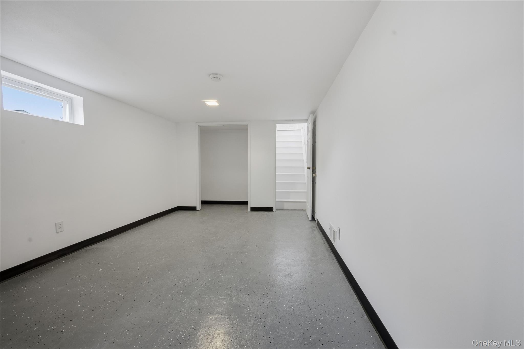 #18 photo, 26 Wilshire Drive, North Babylon , NY 11703