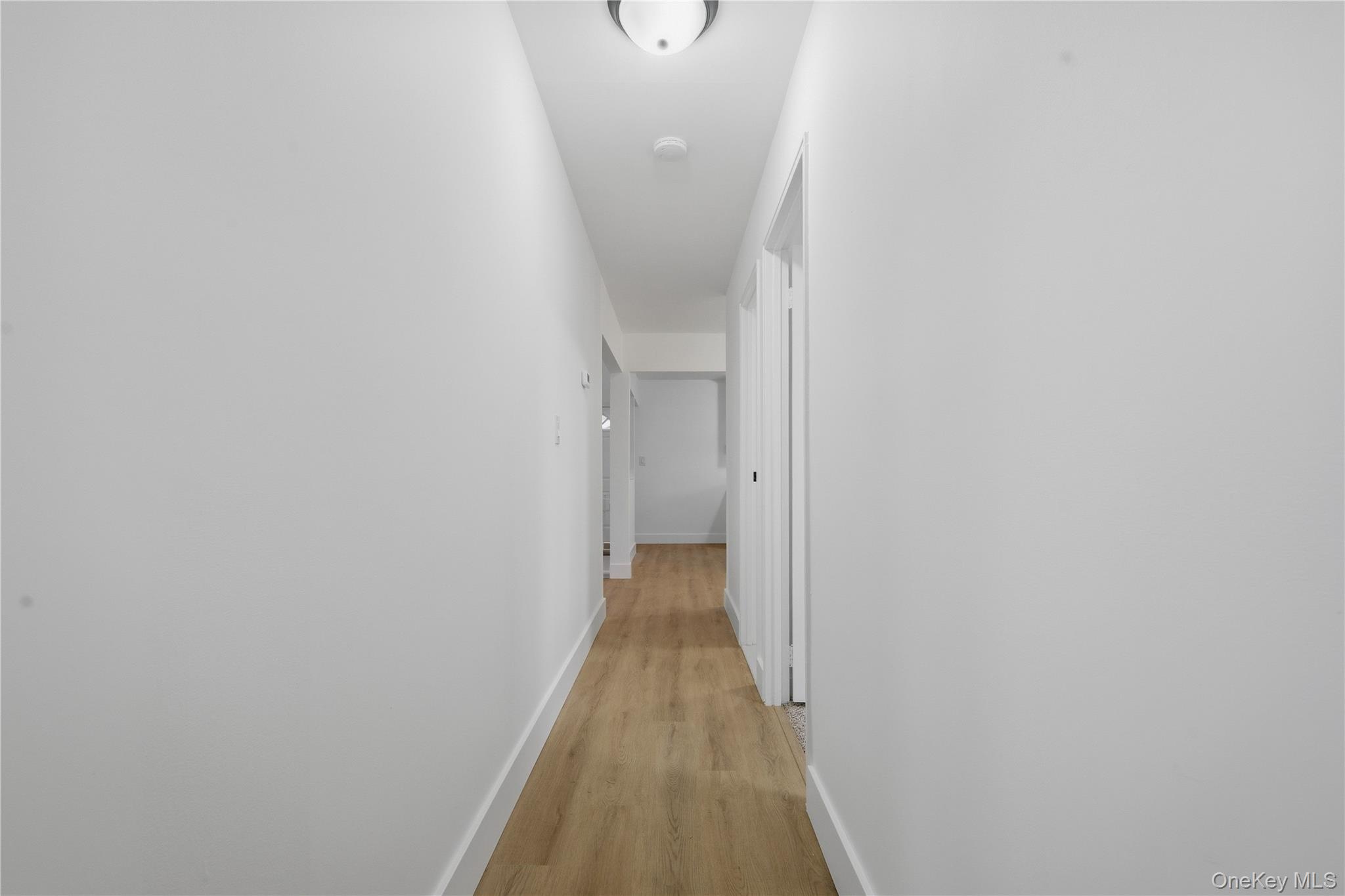 #9 photo, 26 Wilshire Drive, North Babylon , NY 11703