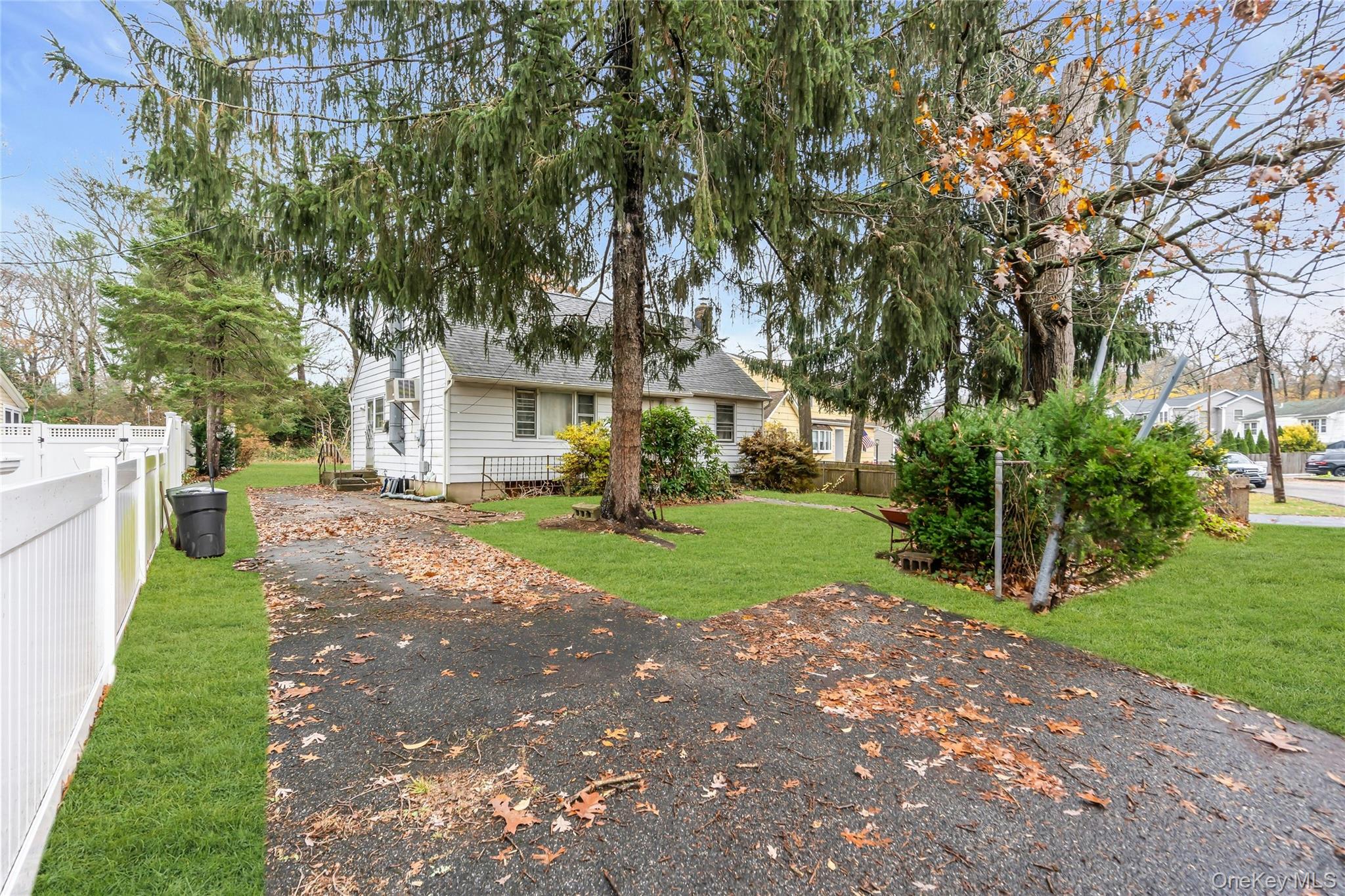 #2 photo, 61 Norton Drive, 롱 아일랜드 East Northport , NY 11731