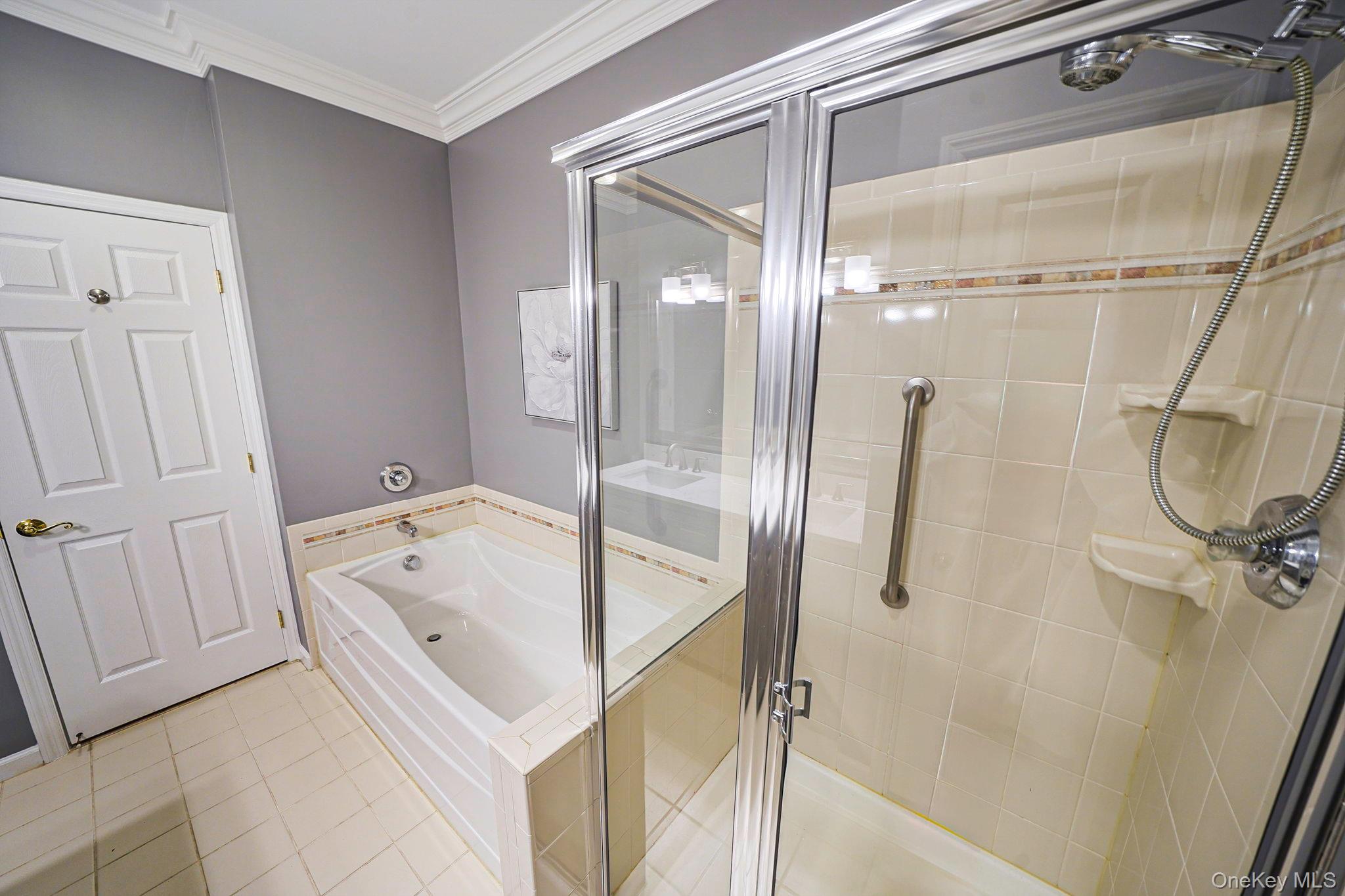 #15 photo, 96 Manitou Trail, מחוז סאפוק Kings Park , NY 11754