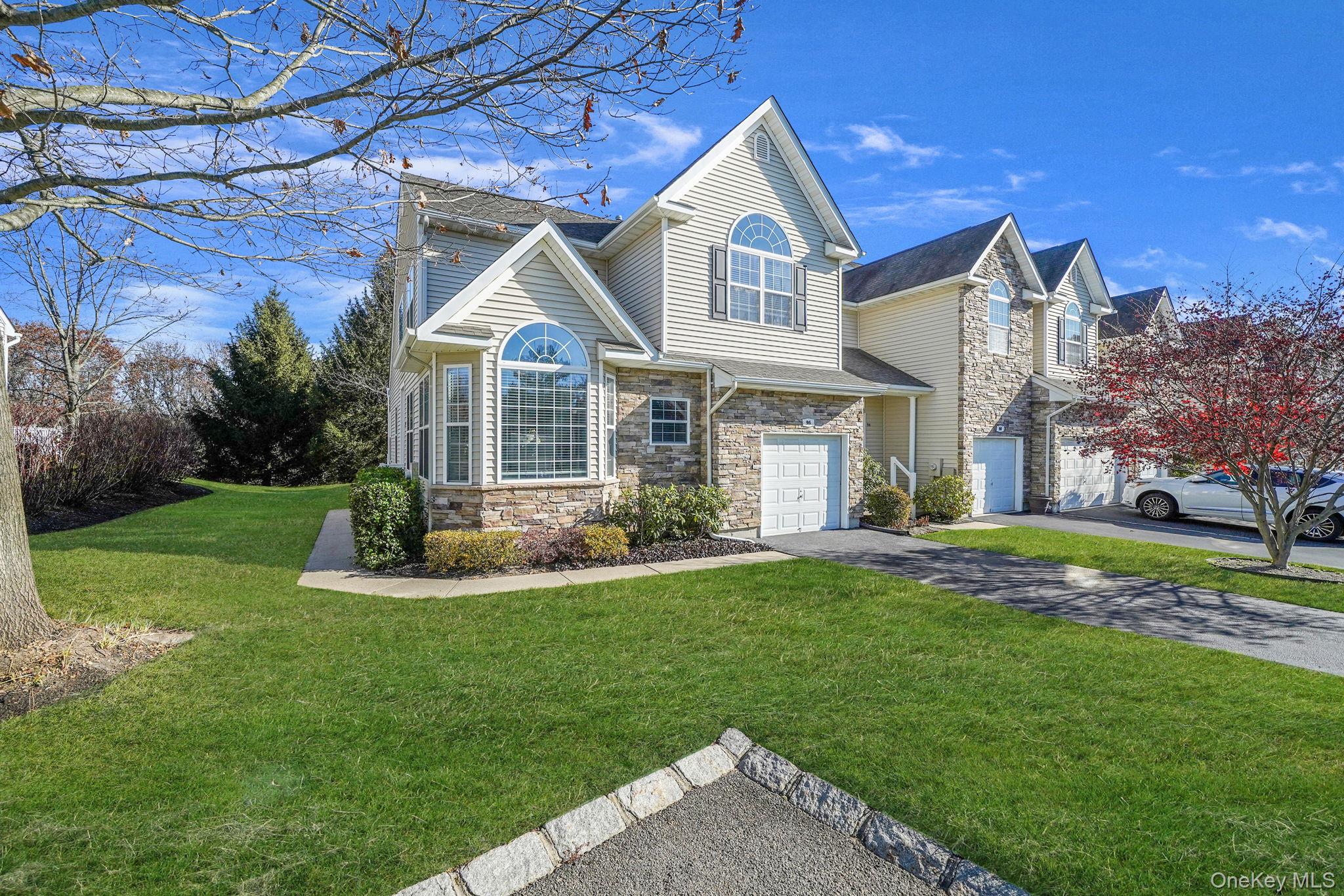 #2 photo, 96 Manitou Trail, מחוז סאפוק Kings Park , NY 11754