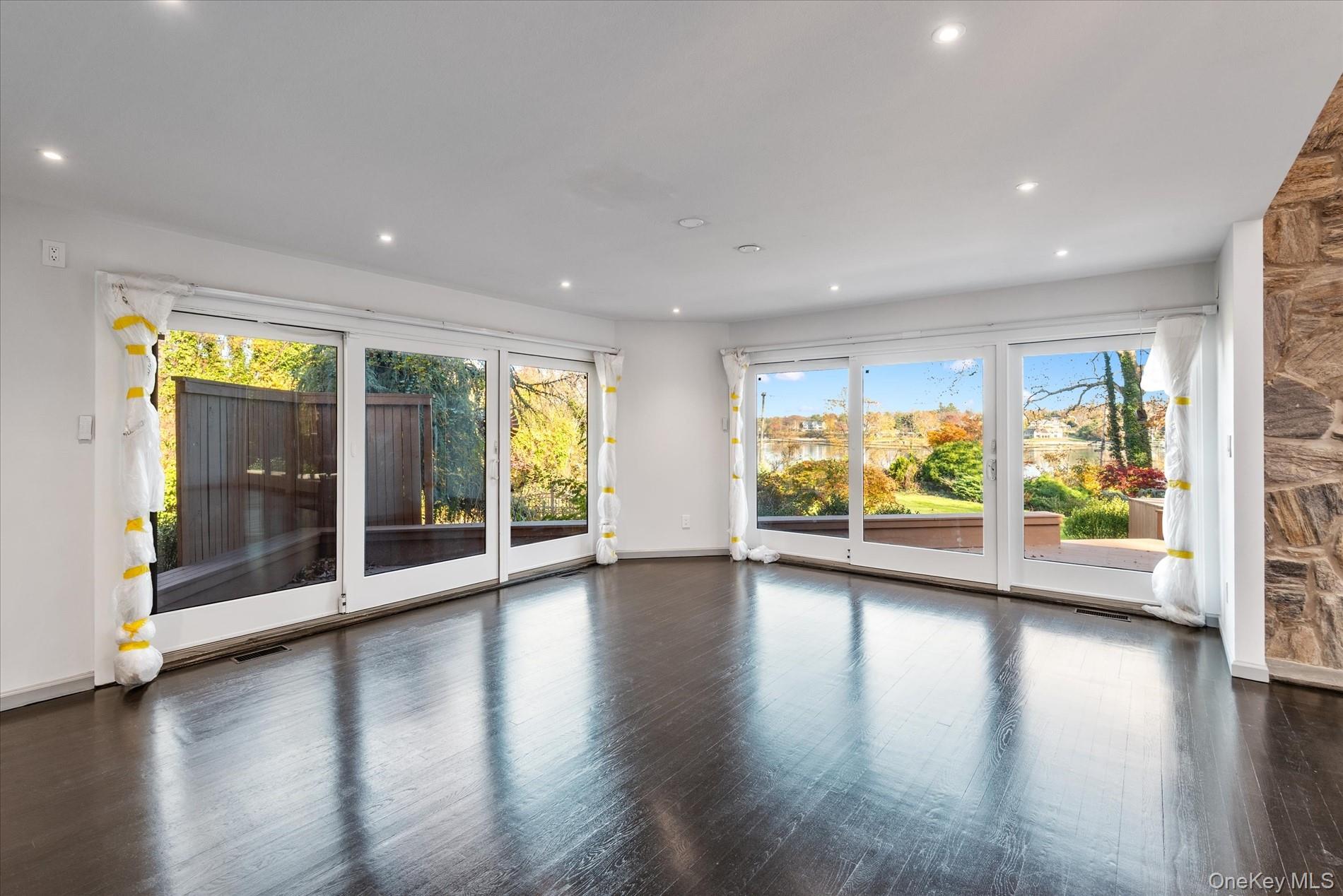 #12 photo, 369 E Shore Road, Great Neck , NY 11024