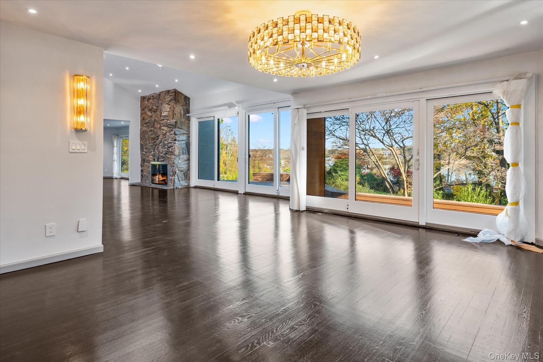 #14 photo, 369 E Shore Road, Great Neck , NY 11024