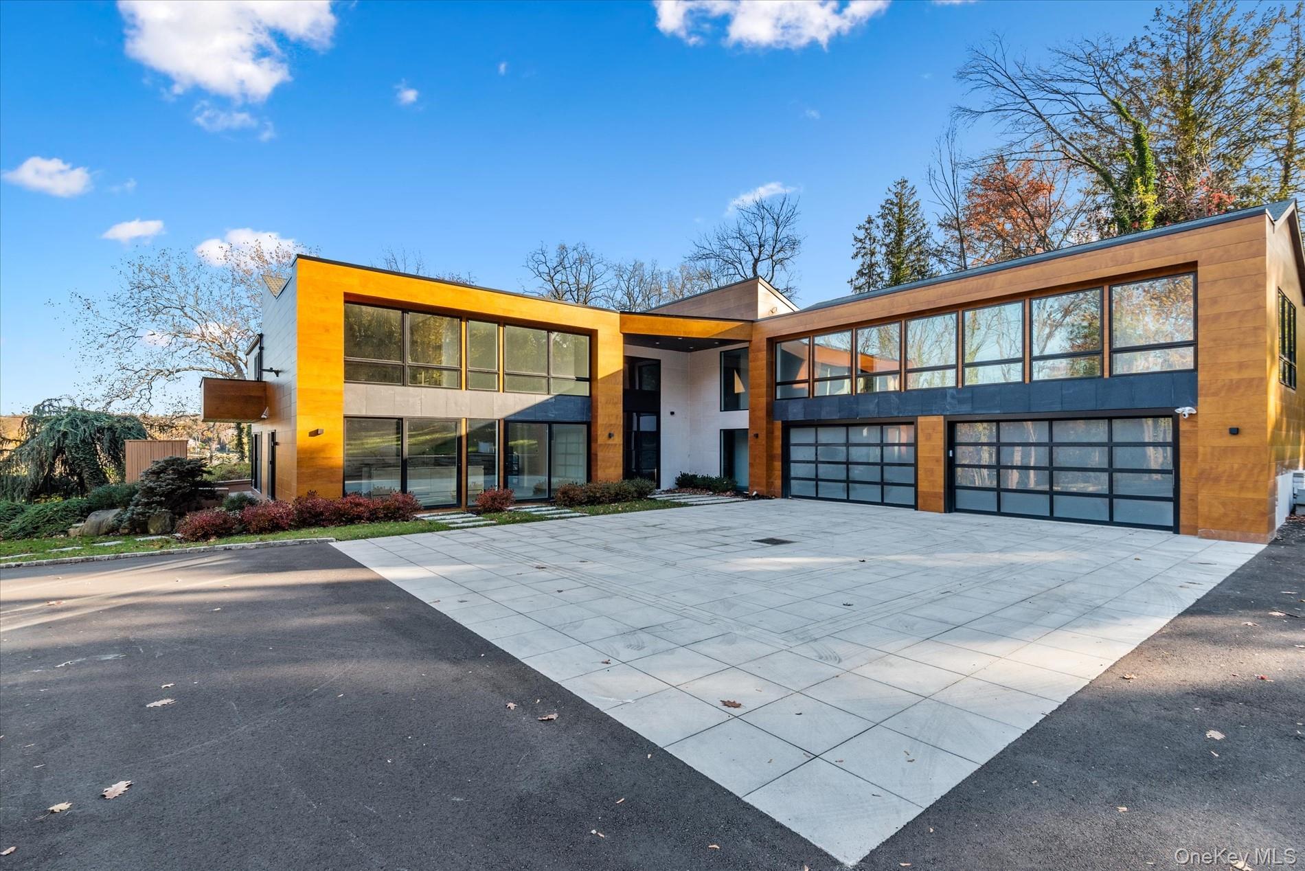 #3 photo, 369 E Shore Road, Great Neck , NY 11024