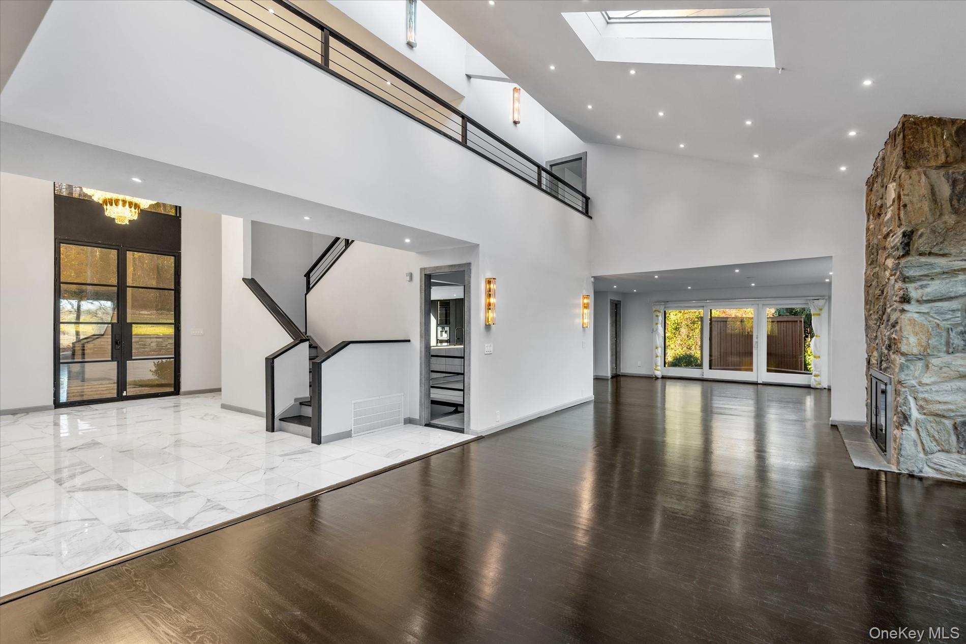 #6 photo, 369 E Shore Road, Great Neck , NY 11024