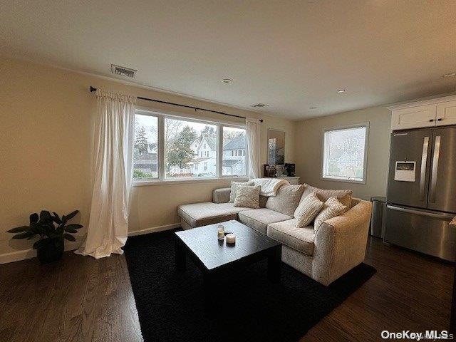 #4 photo, 62 Green Street, Huntington , NY 11743