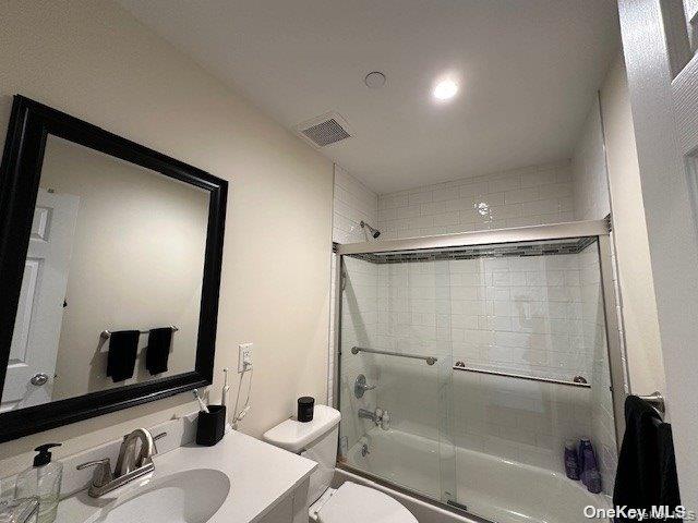 #8 photo, 62 Green Street, Huntington , NY 11743