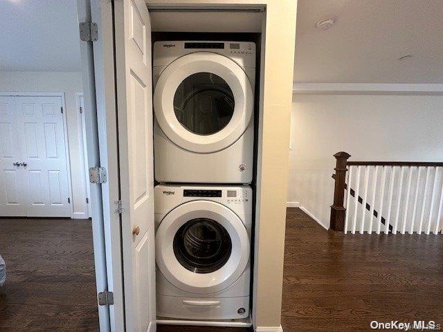 #9 photo, 62 Green Street, Huntington , NY 11743