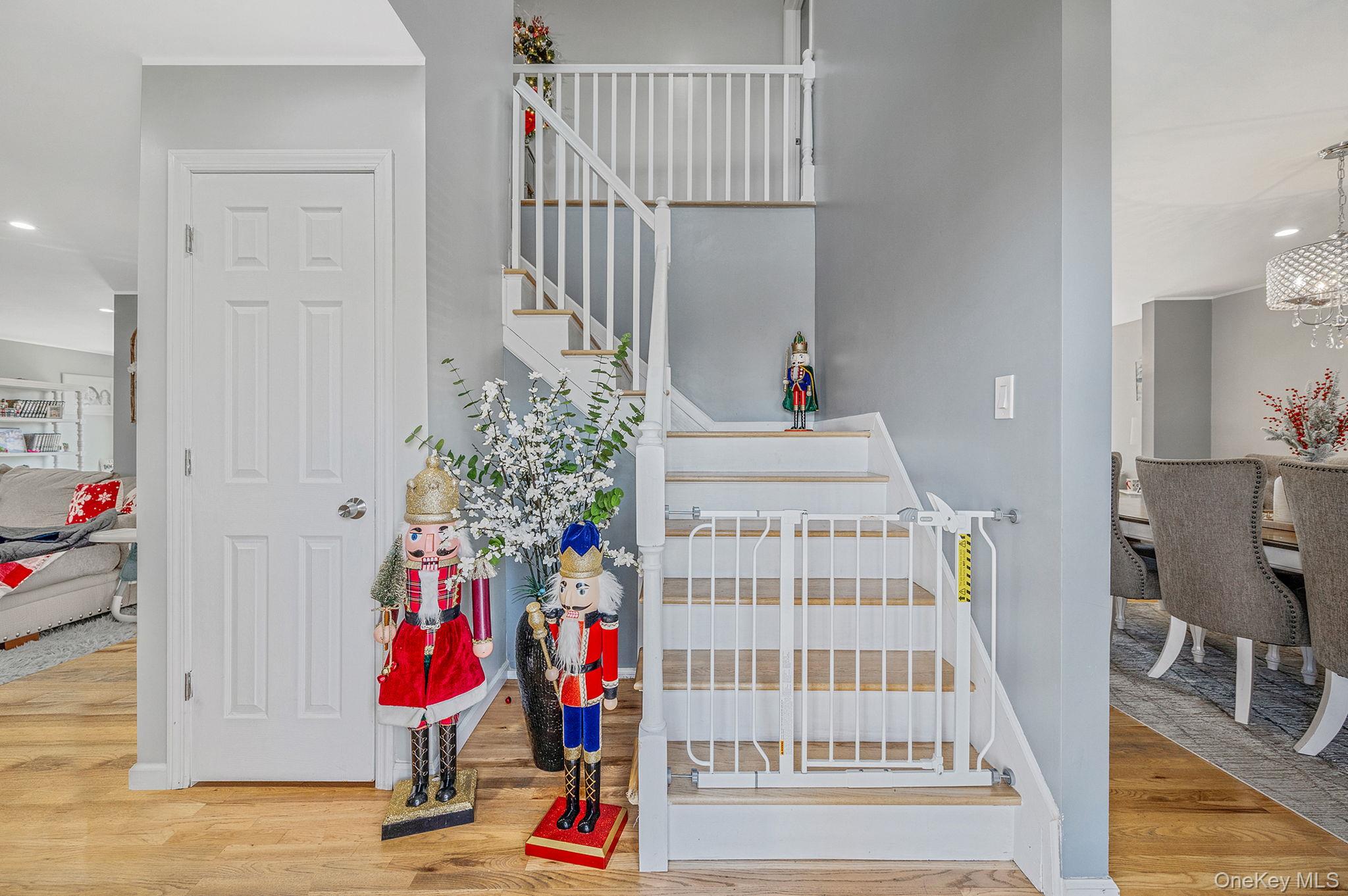 #3 photo, 50 Verazzano Avenue, מחוז סאפוק Copiague , NY 11726