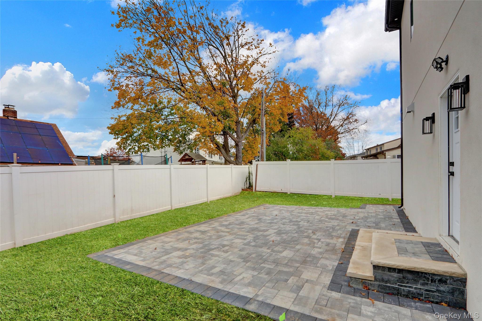 #6 photo, 1 Gleaner Lane, Levittown , NY 11756