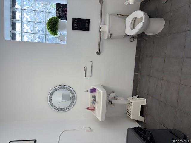 #11 photo, 137 N. Park Avenue, Rockville Centre , NY 11570