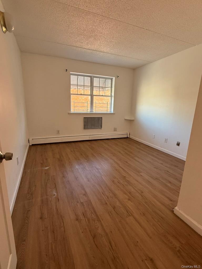 #14 photo, 459 Central Avenue, הברונקס Brooklyn , NY 11221