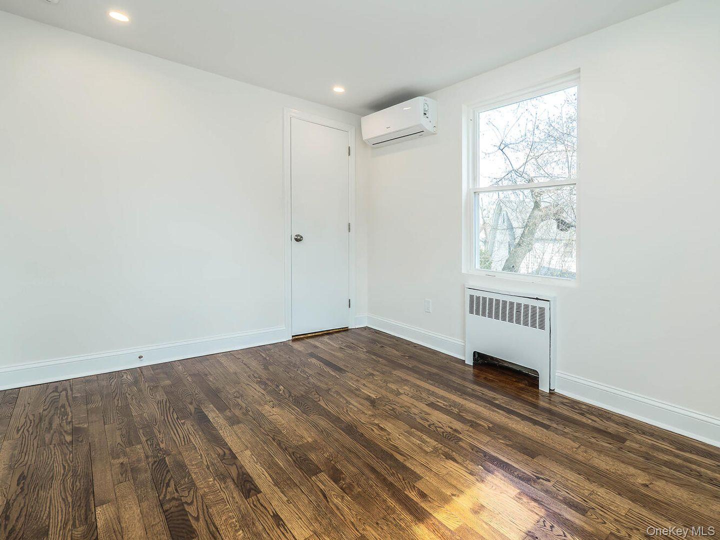 #10 photo, 2B Jefferson Court, מחוז נסאו Roslyn Heights , NY 11577