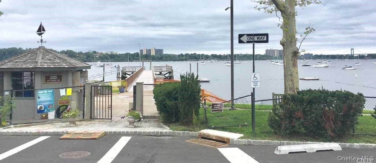 #19 photo, 331 Richmond Road, Douglaston , NY 11363