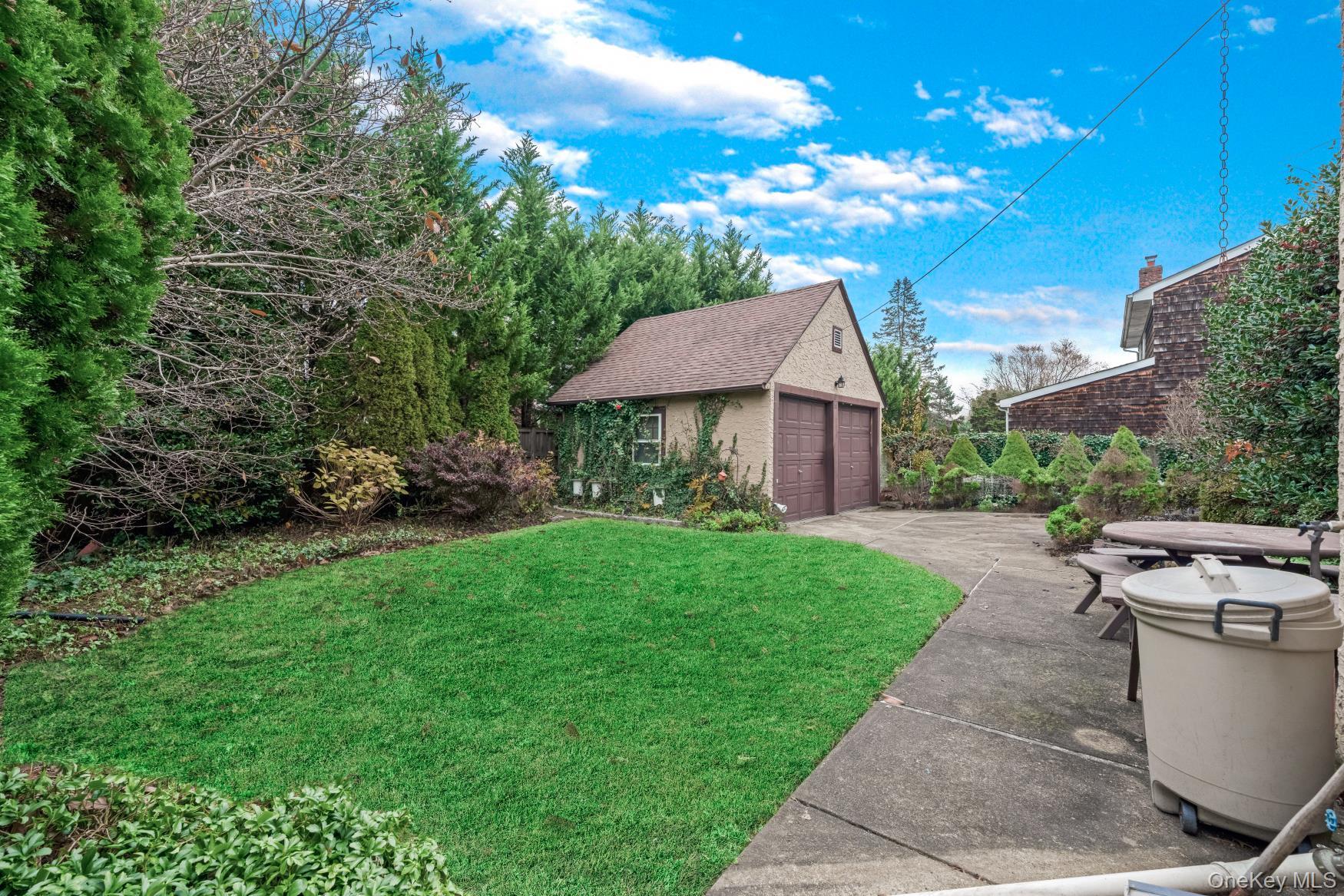 #5 photo, 331 Richmond Road, Douglaston , NY 11363