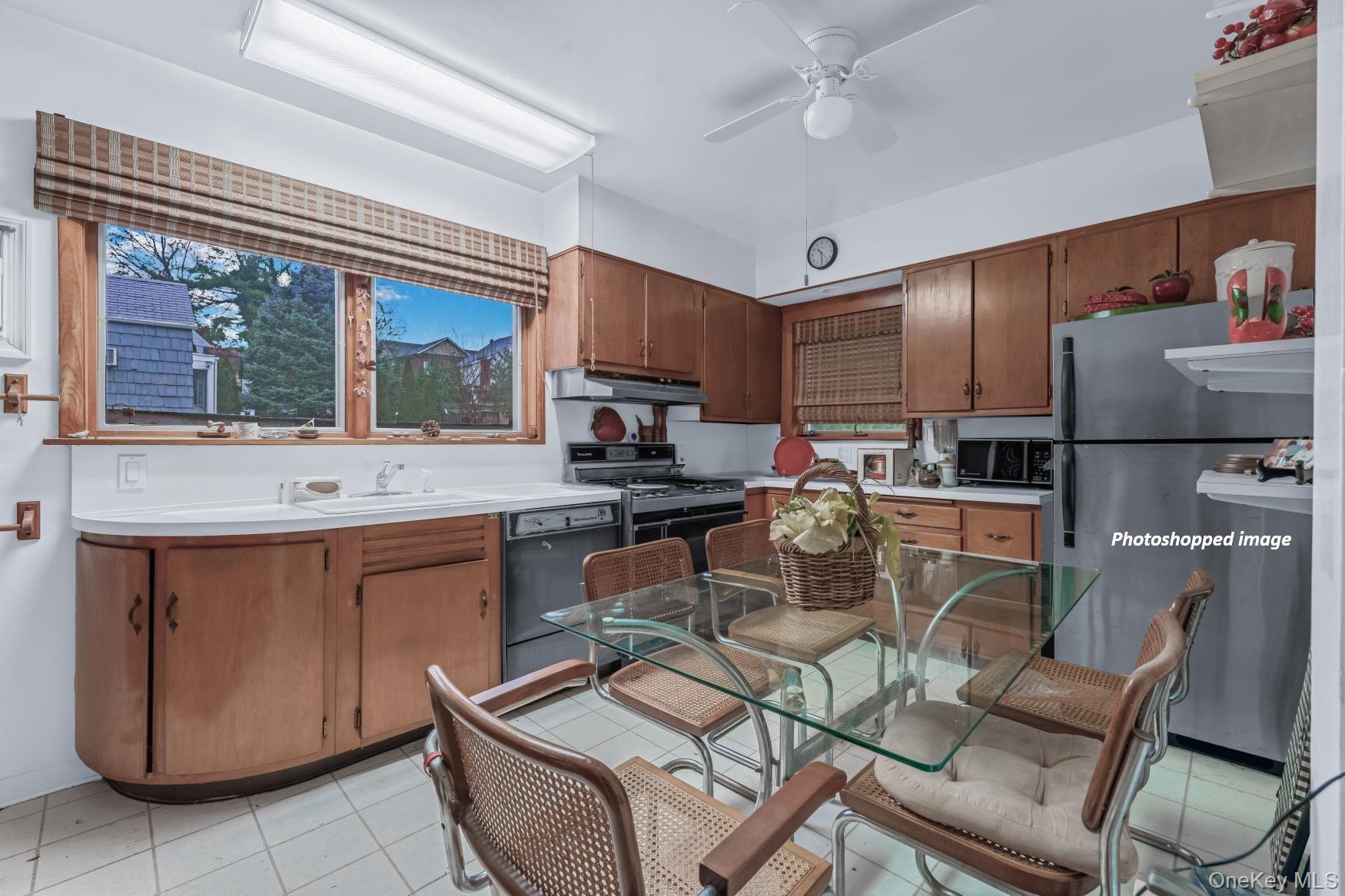 #8 photo, 331 Richmond Road, Douglaston , NY 11363