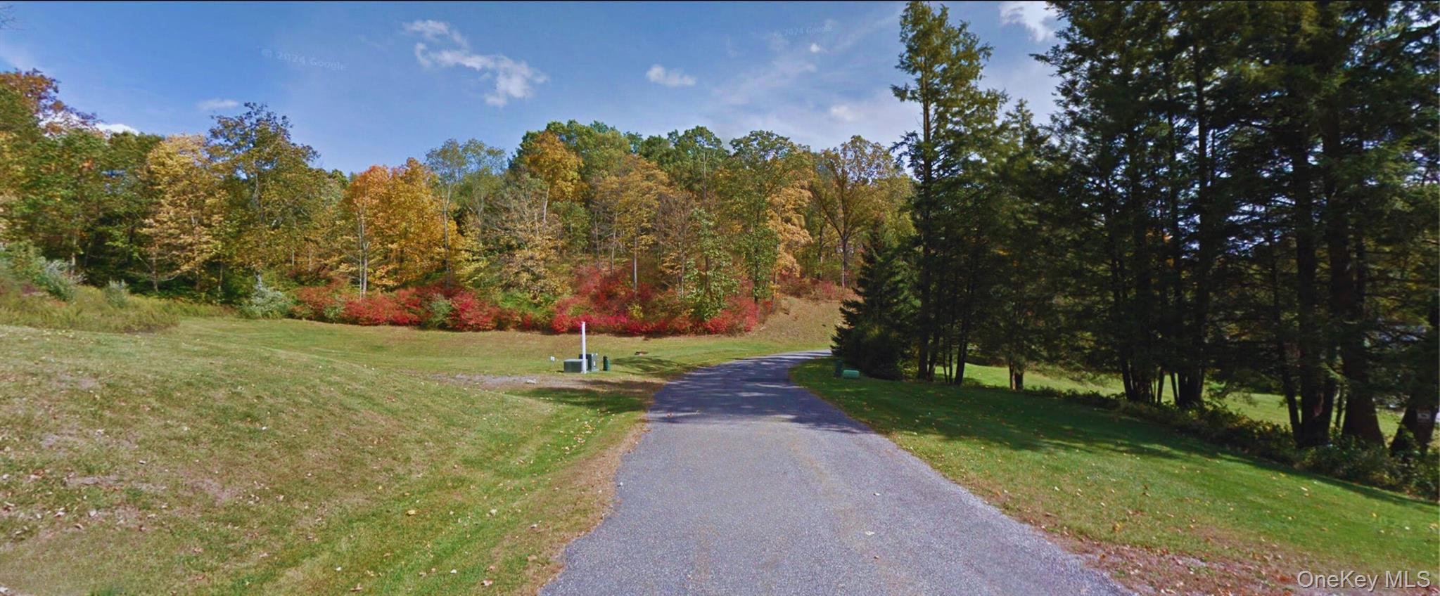 #2 photo, 51 Estate Drive, Pawling , NY 12564